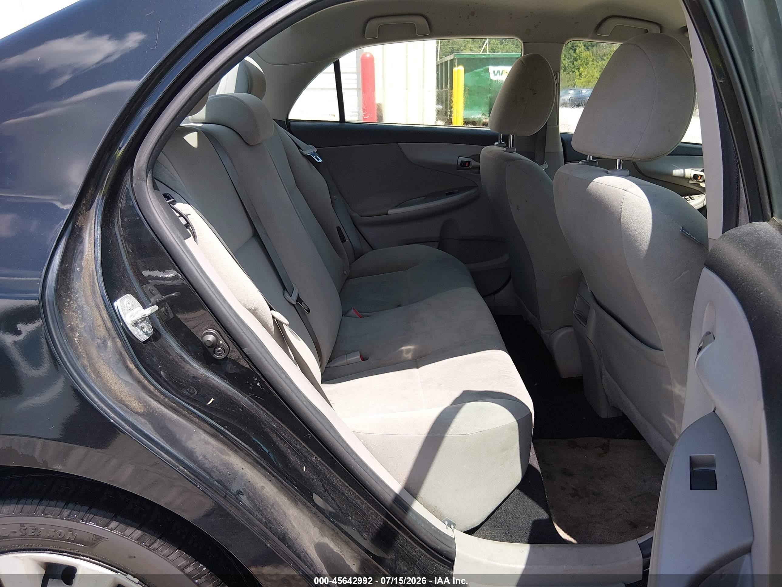 2013 Toyota Corolla Le Black vin: 5YFBU4EE1DP177001