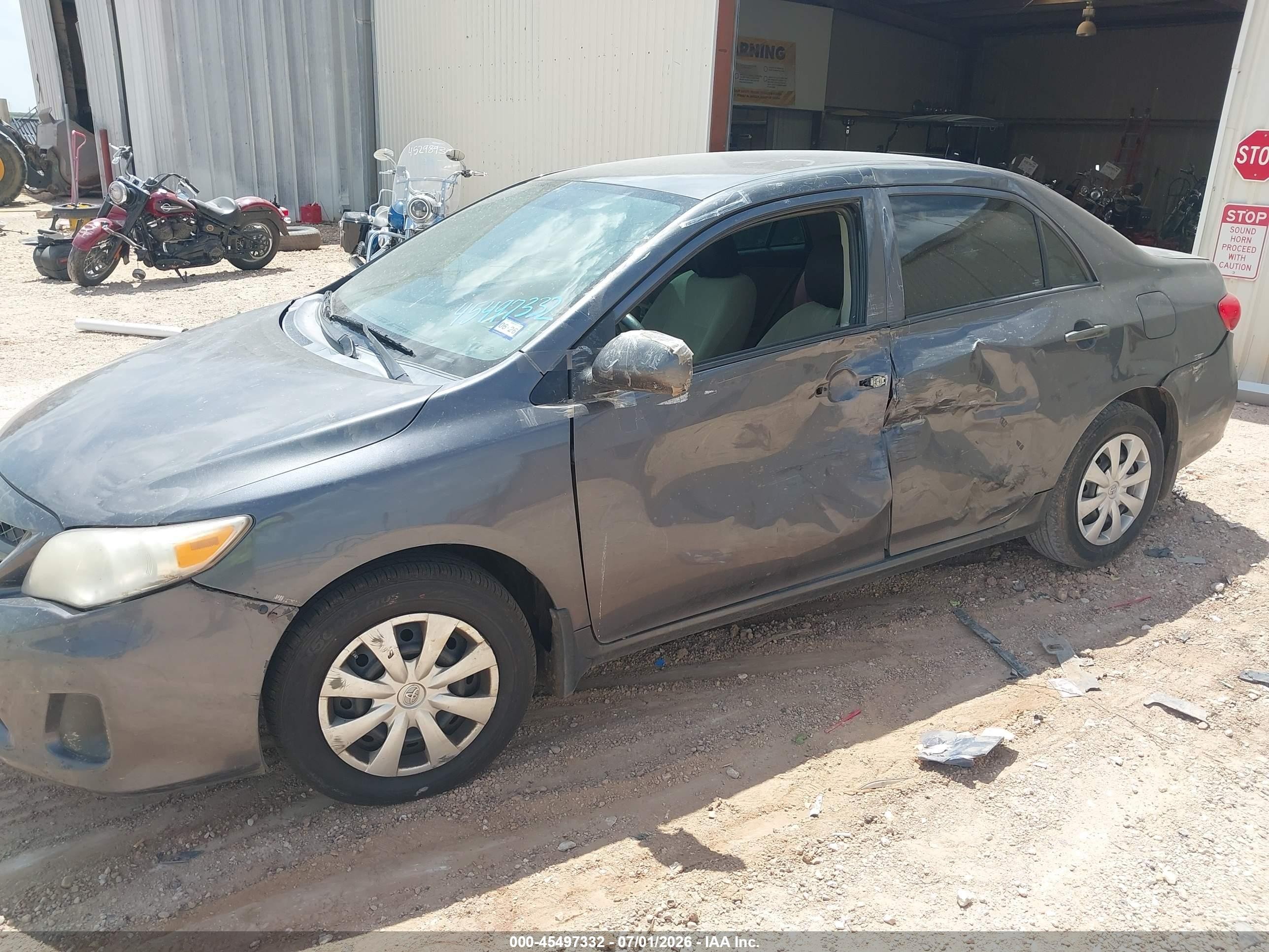 2013 Toyota Corolla L Gray vin: 5YFBU4EE1DP192551