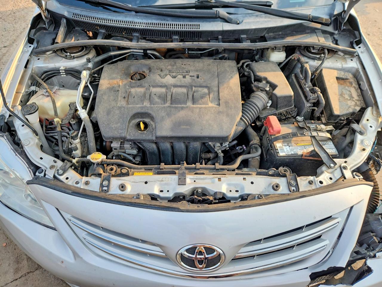 2013 Toyota Corolla Le Silver vin: 5YFBU4EE1DP194123