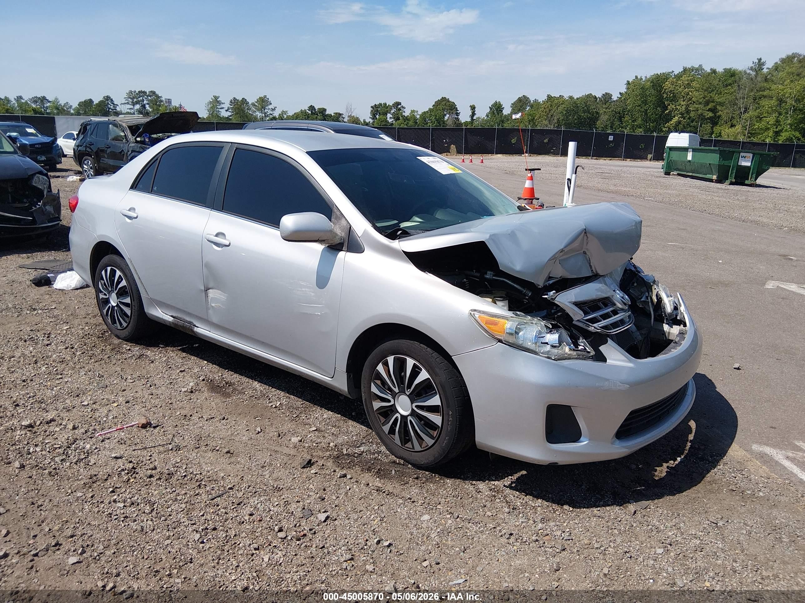 2013 Toyota Corolla L/le/le Special Edition/s/s Special Edition Серебряный vin: 5YFBU4EE1DP195515