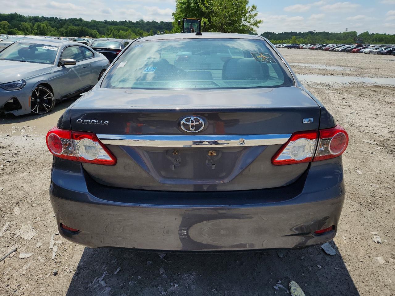 2013 Toyota Corolla Le Gray vin: 5YFBU4EE1DP195546