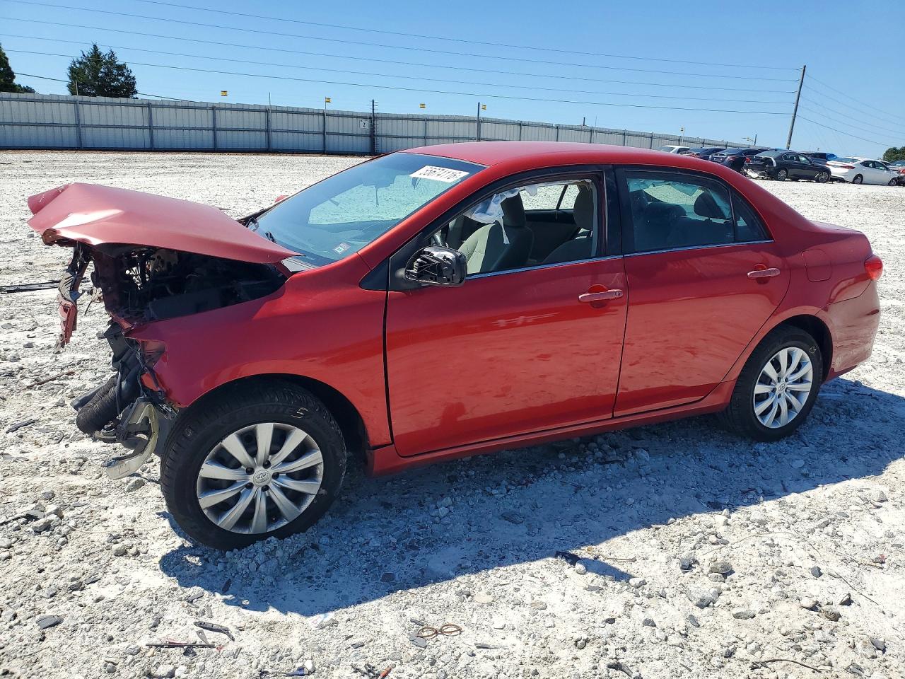 2013 Toyota Corolla Le Red vin: 5YFBU4EE1DP202494