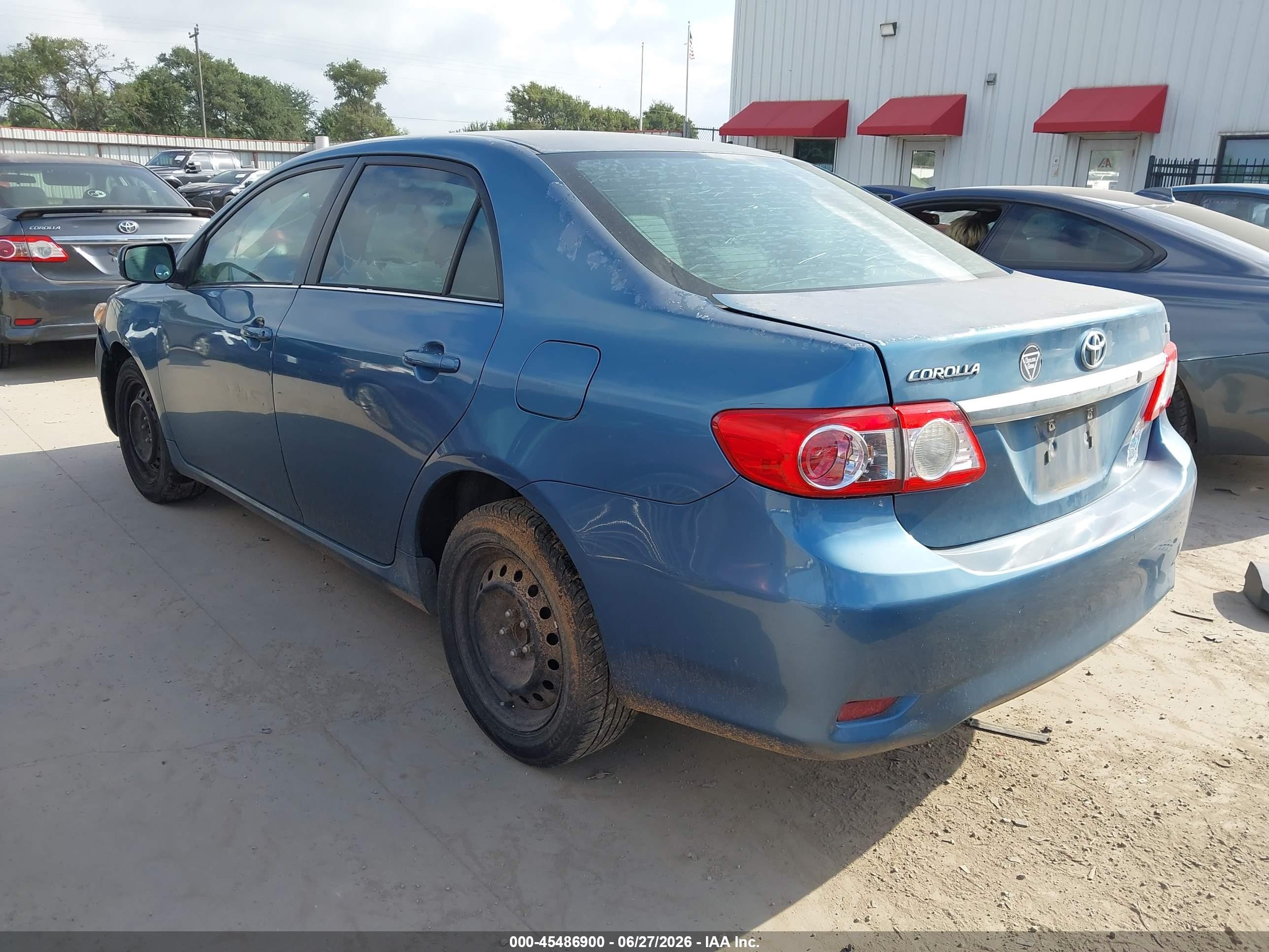 2013 Toyota Corolla Le Blue vin: 5YFBU4EE1DP210918
