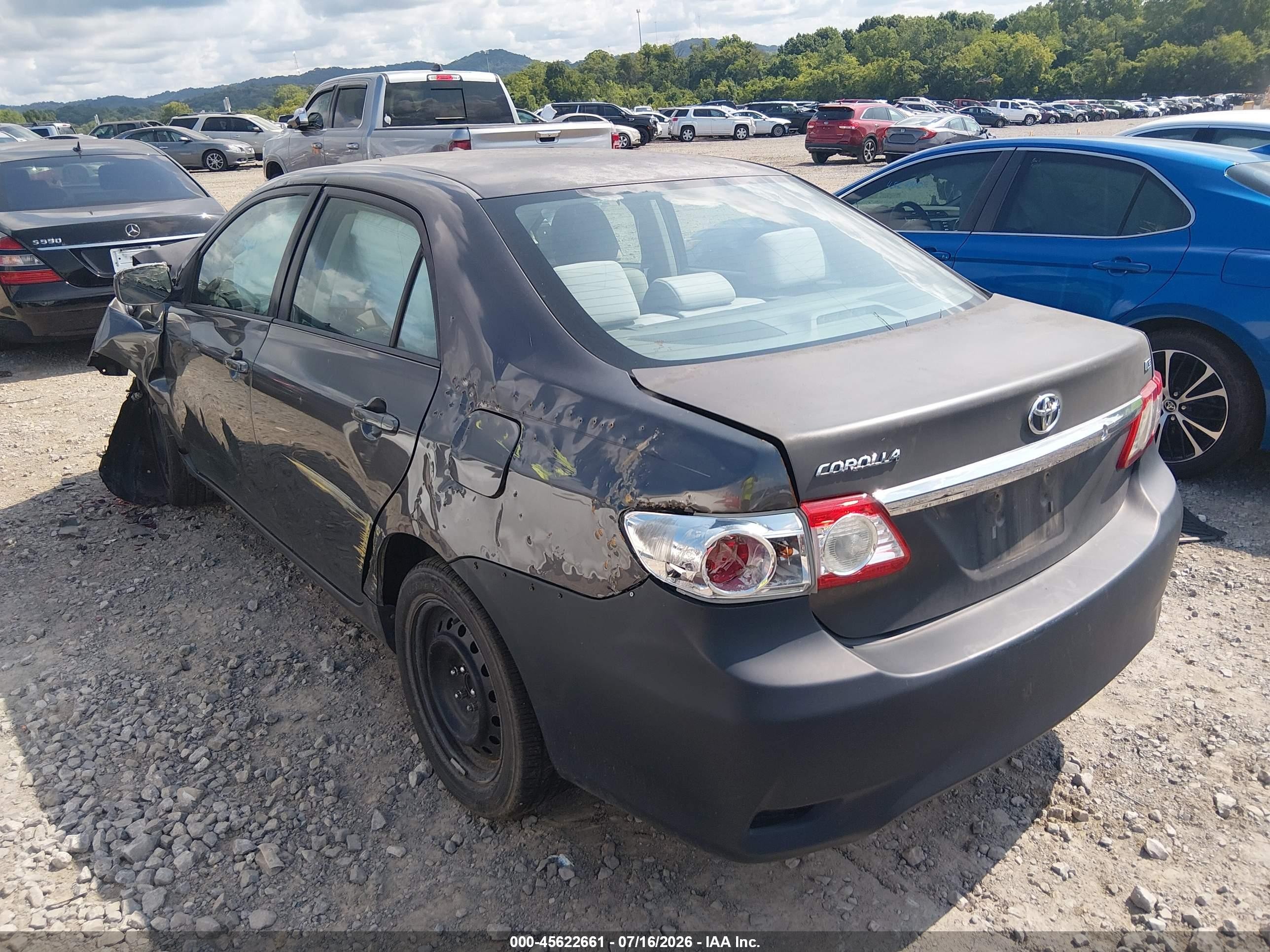 2012 Toyota Corolla Le Gray vin: 5YFBU4EE2CP023069