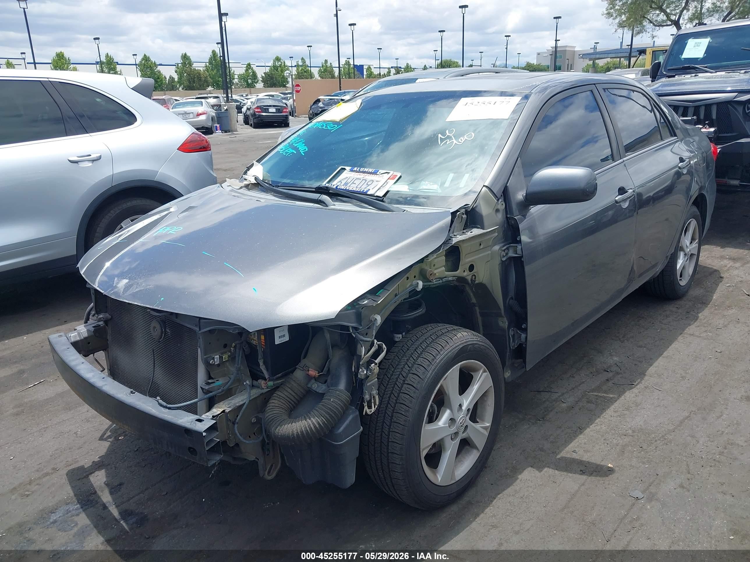 2012 Toyota Corolla Le Gray vin: 5YFBU4EE2CP036789