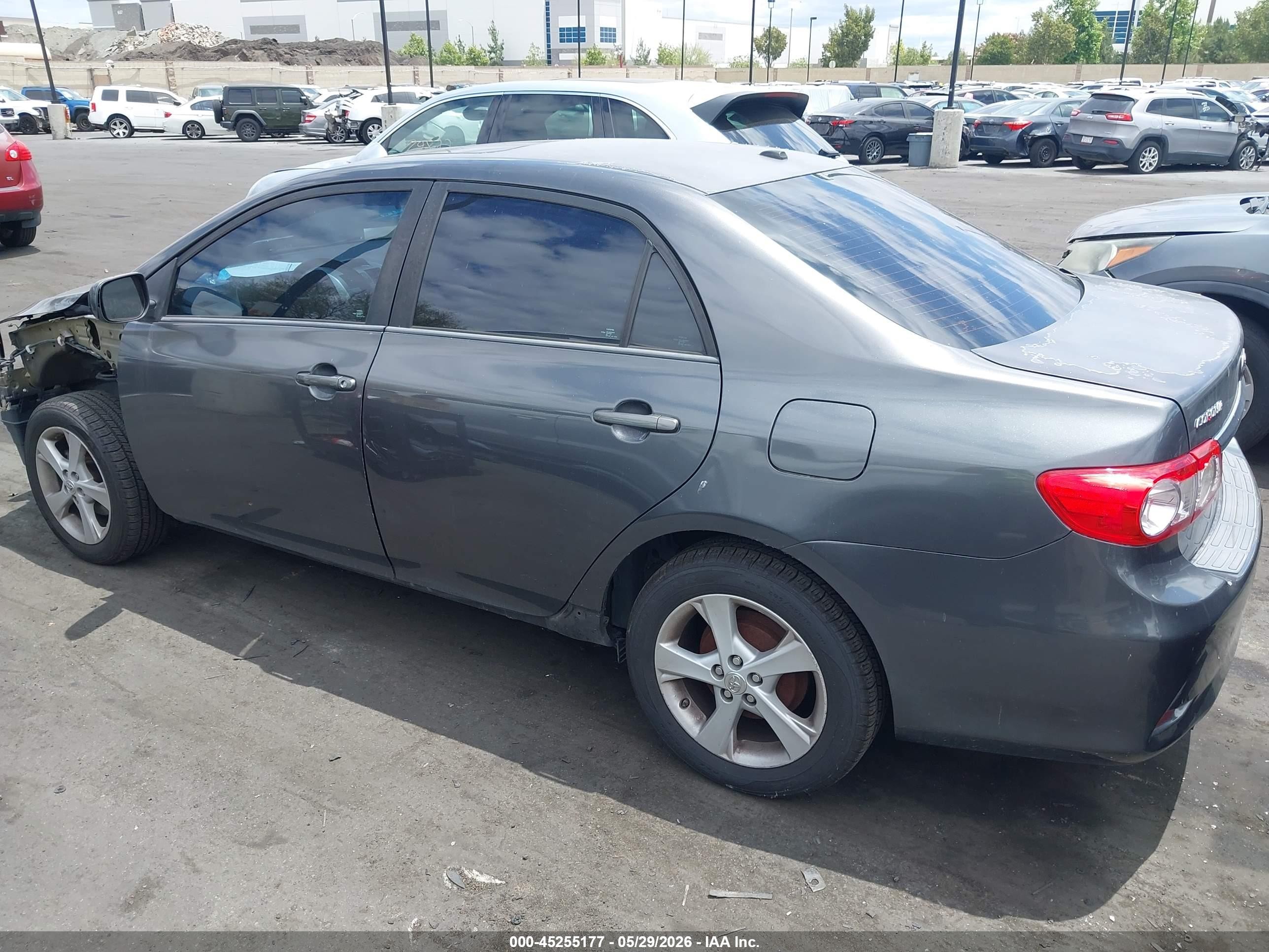 2012 Toyota Corolla Le Gray vin: 5YFBU4EE2CP036789
