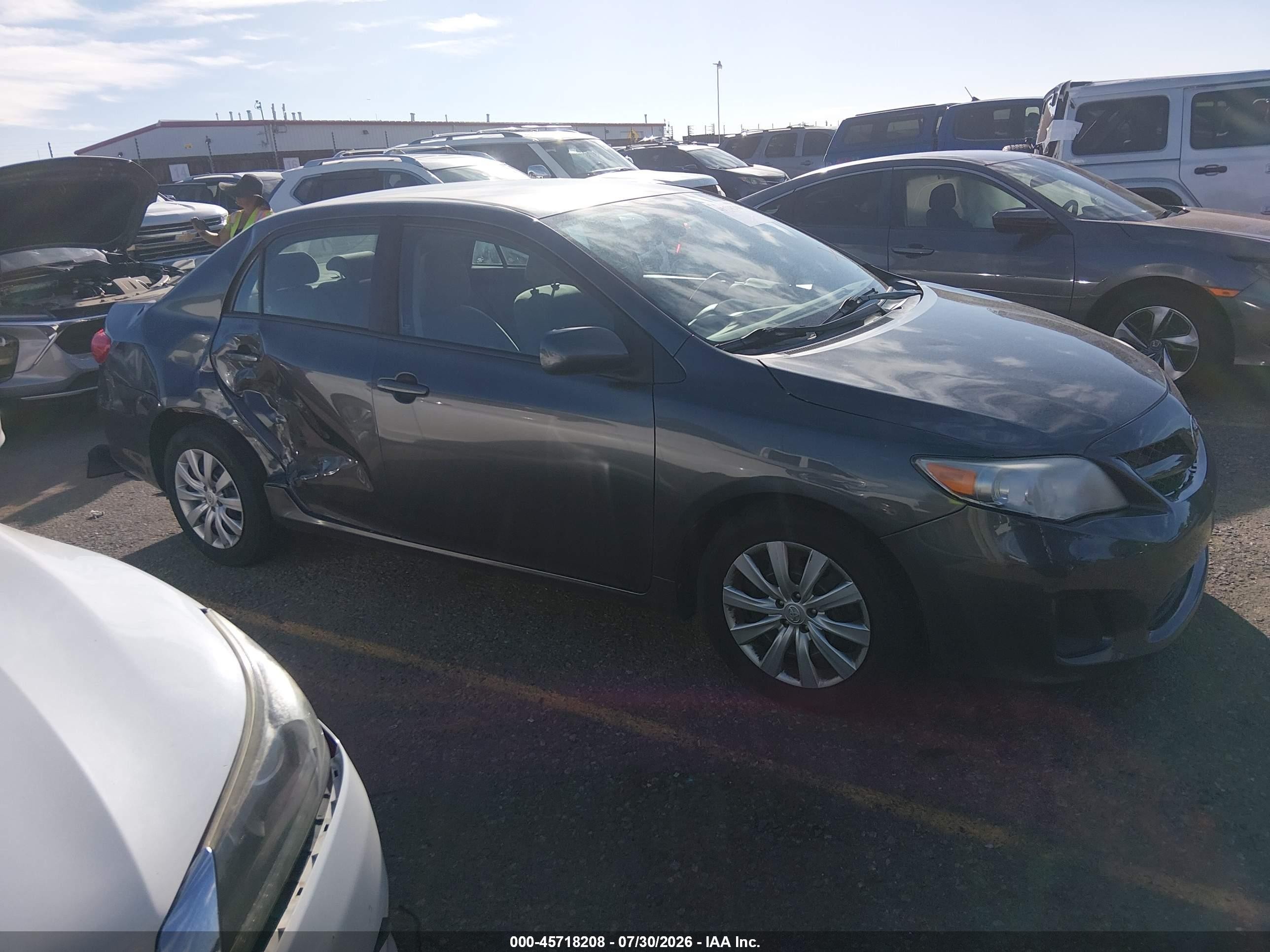 2012 Toyota Corolla Le Gray vin: 5YFBU4EE2CP041121