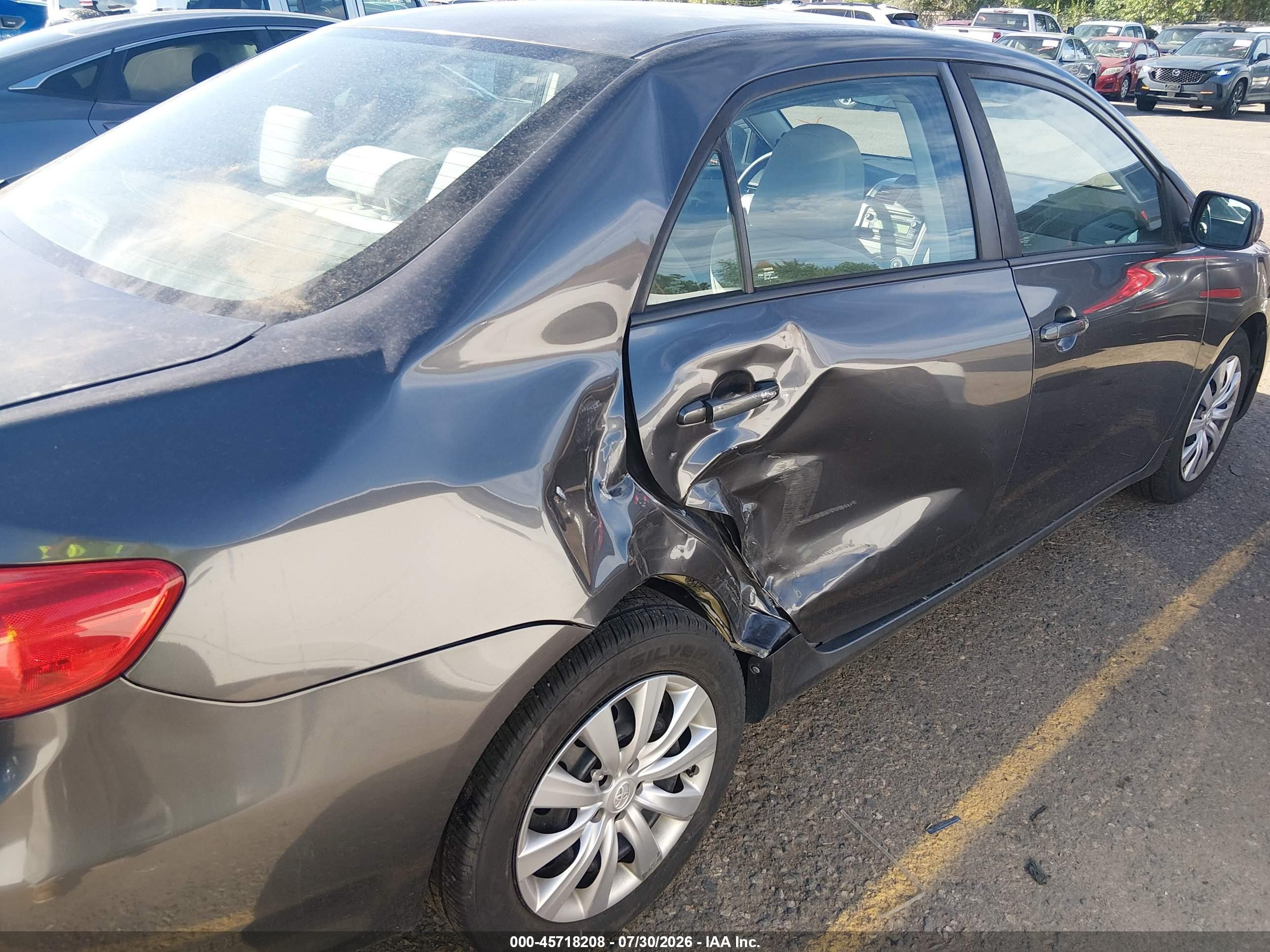 2012 Toyota Corolla Le Gray vin: 5YFBU4EE2CP041121