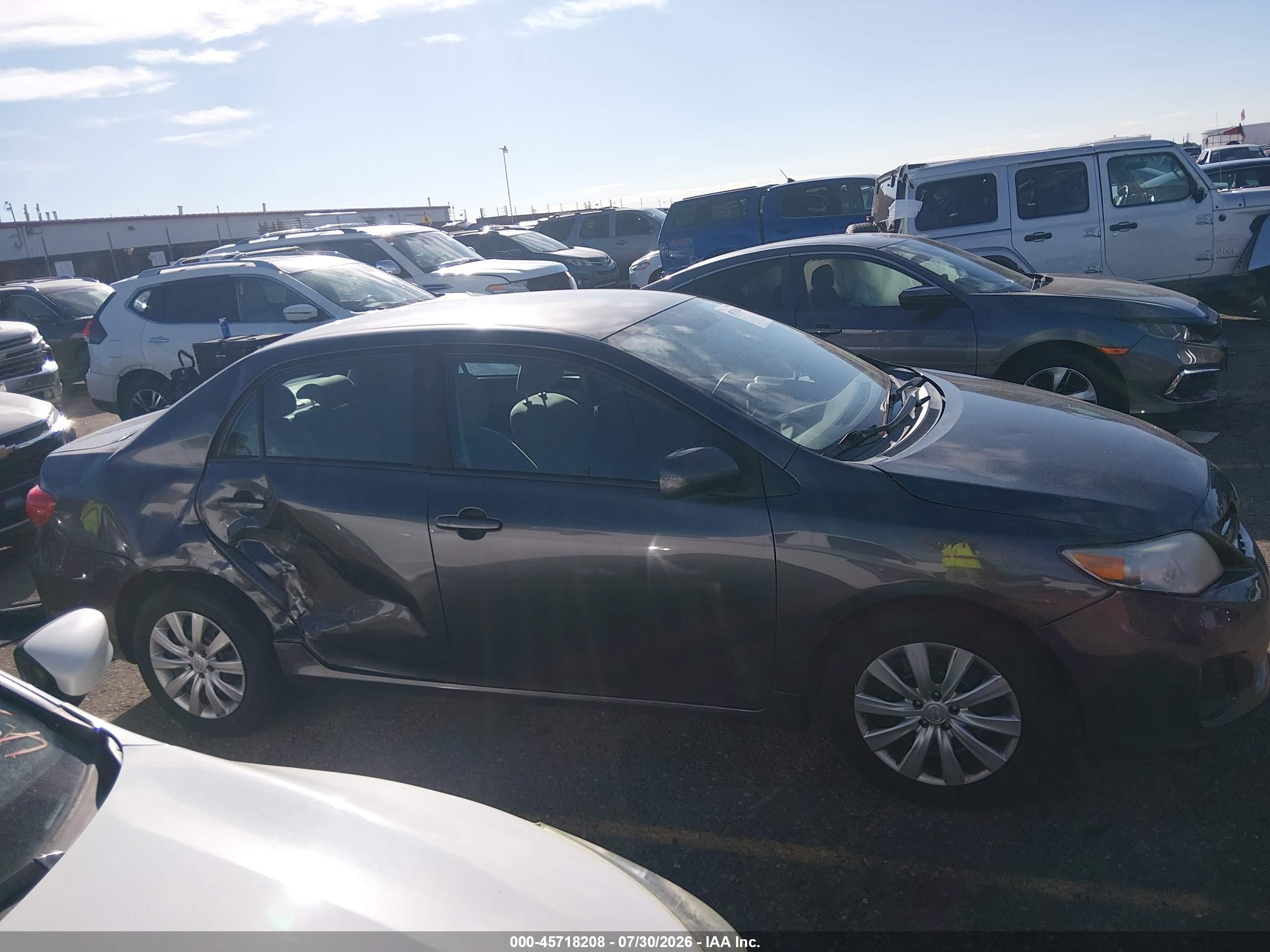 2012 Toyota Corolla Le Gray vin: 5YFBU4EE2CP041121