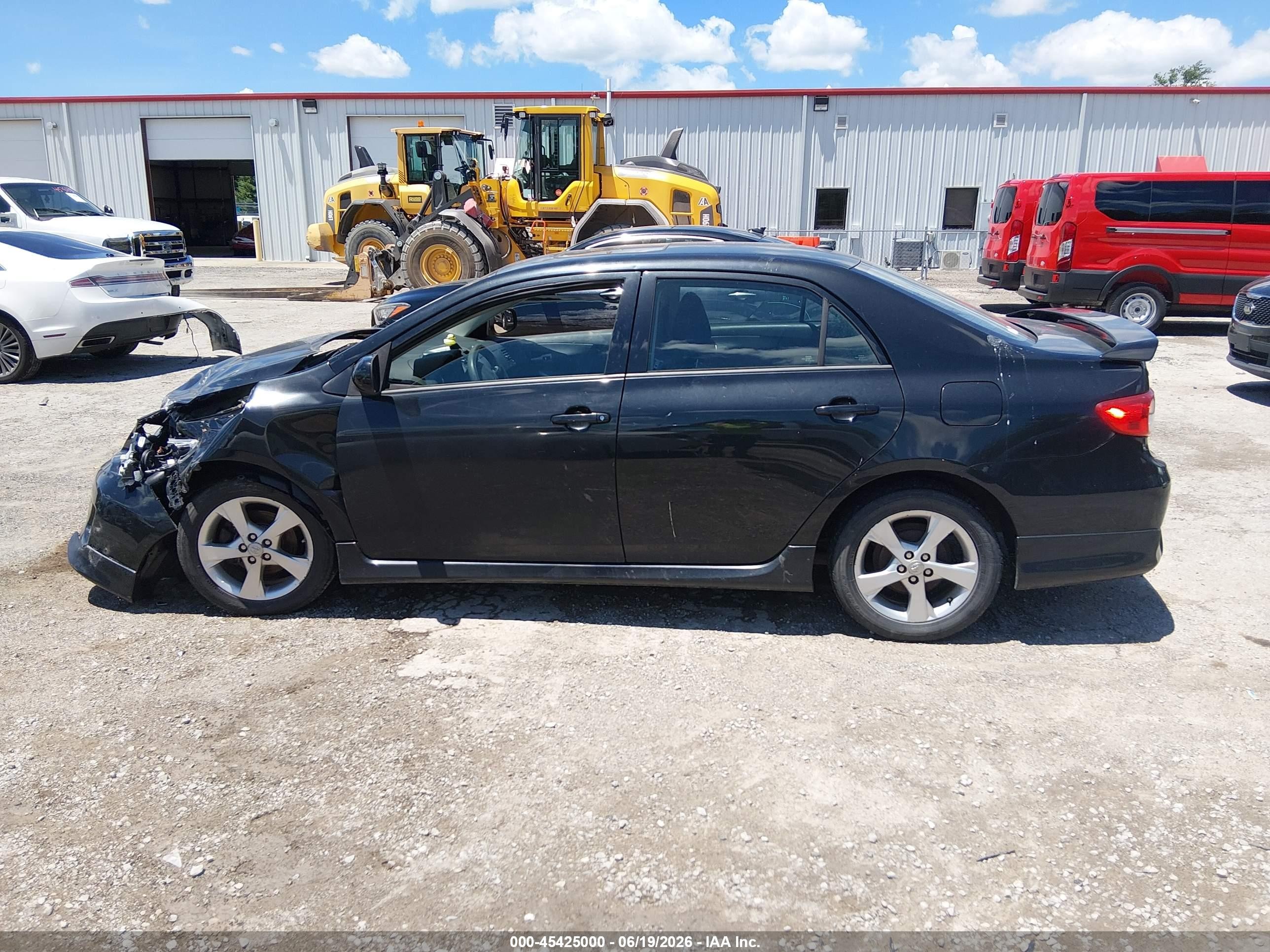 2012 Toyota Corolla S Черный vin: 5YFBU4EE2CP043774