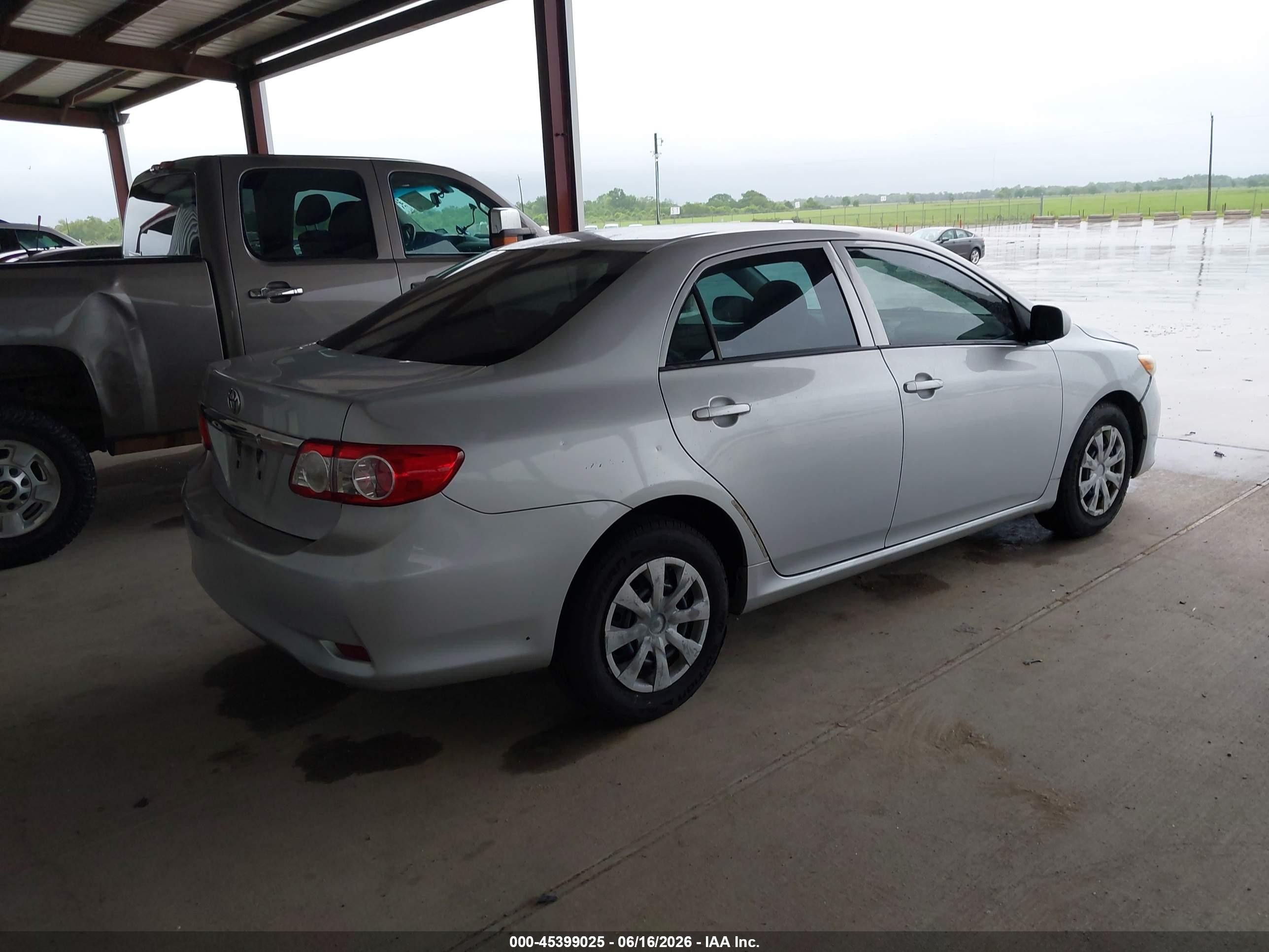 2012 Toyota Corolla L Silver vin: 5YFBU4EE2CP043919