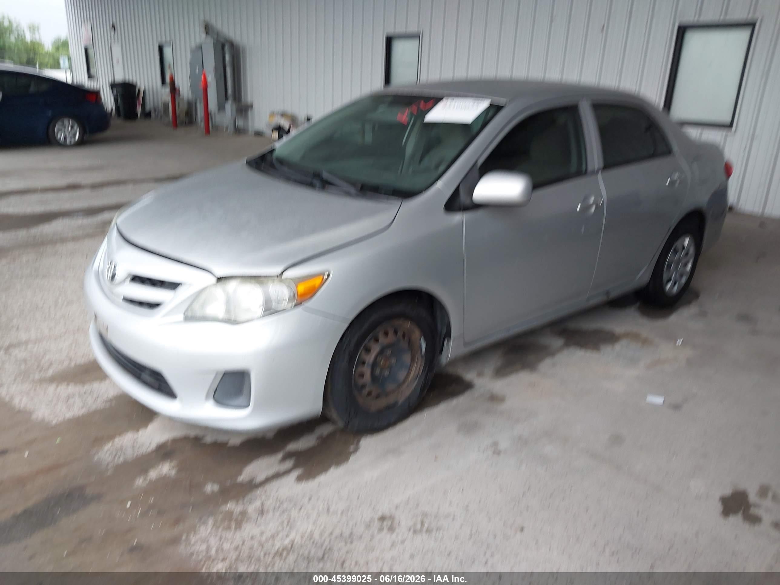 2012 Toyota Corolla L Silver vin: 5YFBU4EE2CP043919