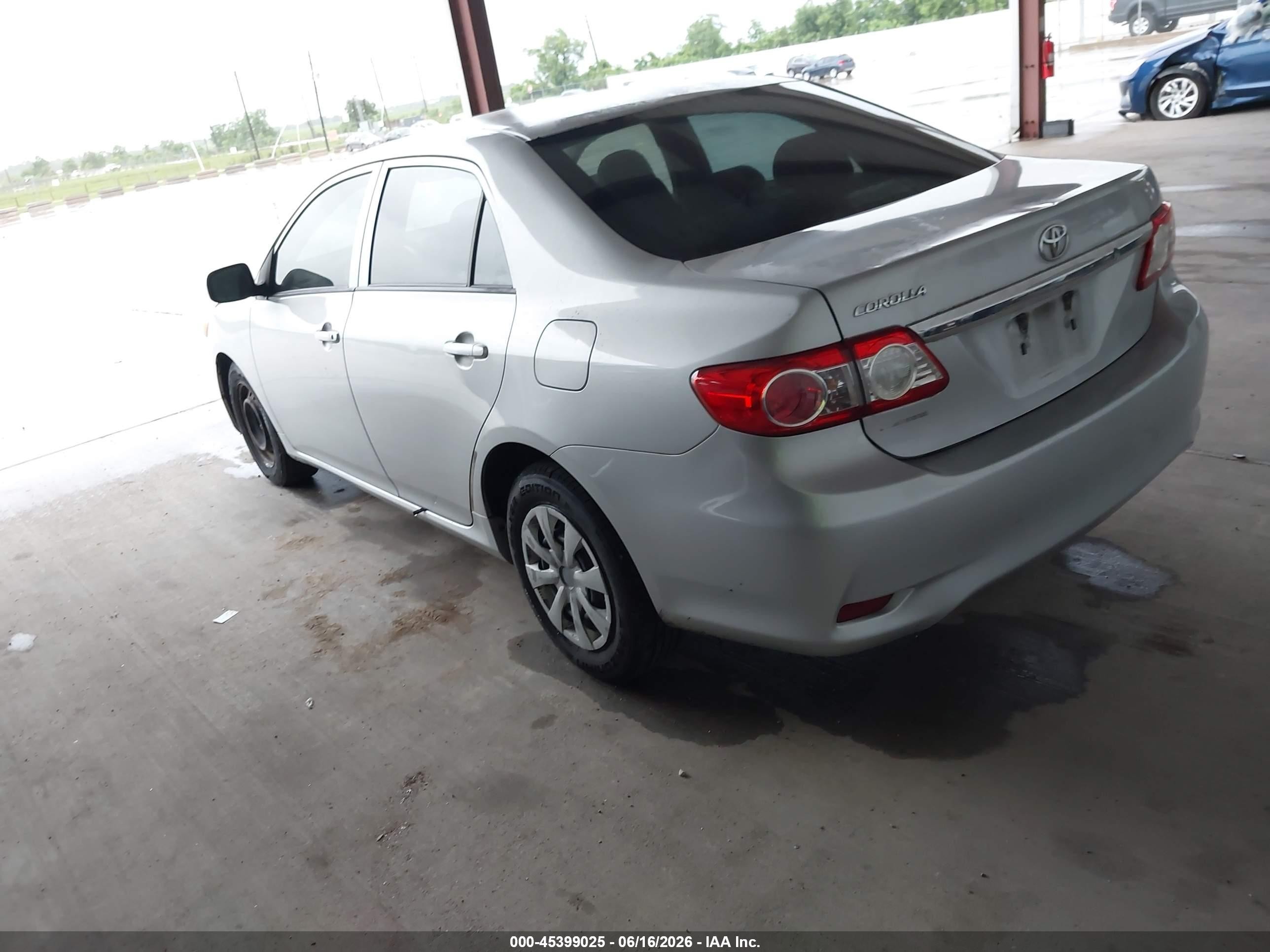 2012 Toyota Corolla L Silver vin: 5YFBU4EE2CP043919