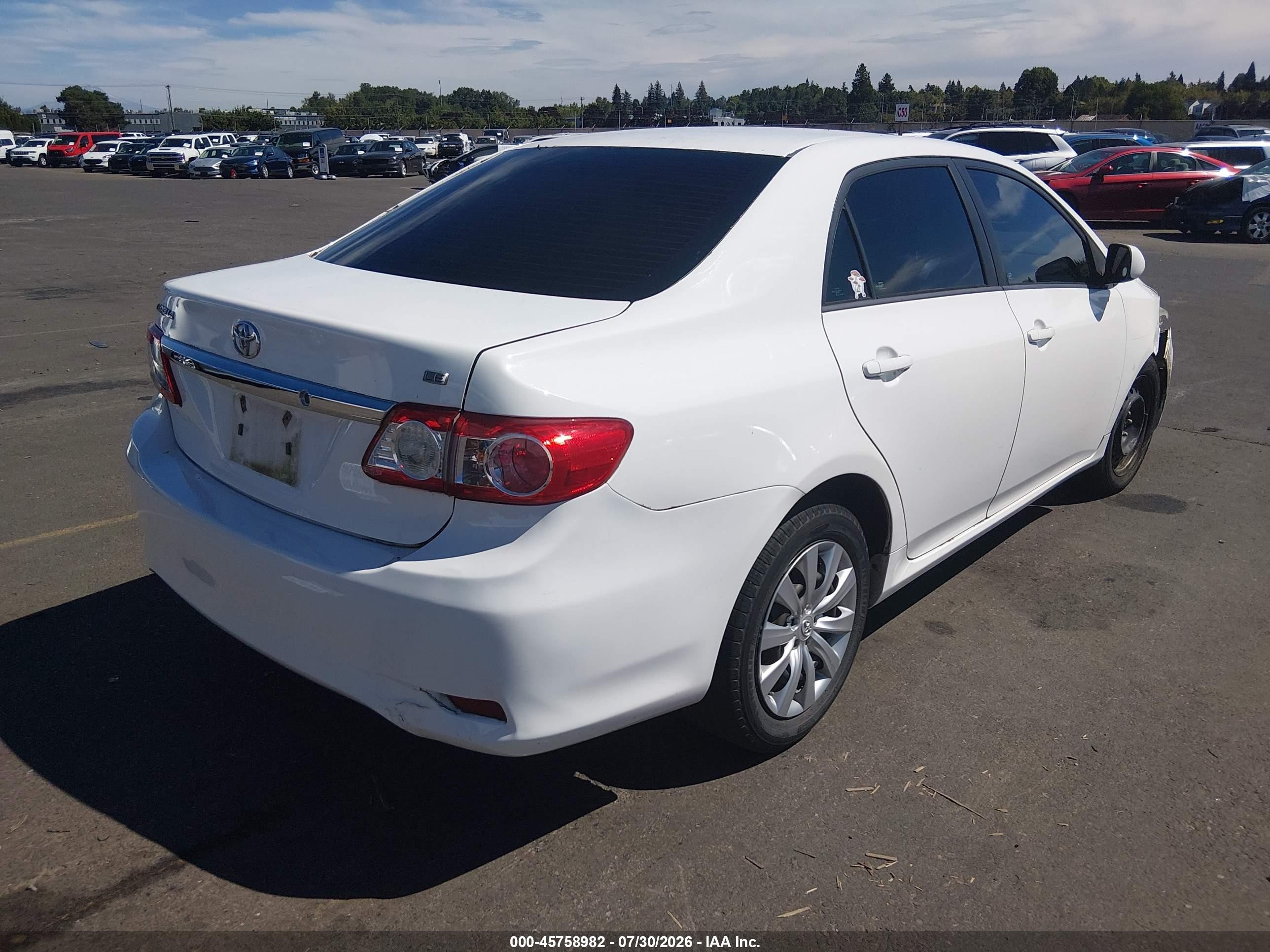 2012 Toyota Corolla Le White vin: 5YFBU4EE2CP046173