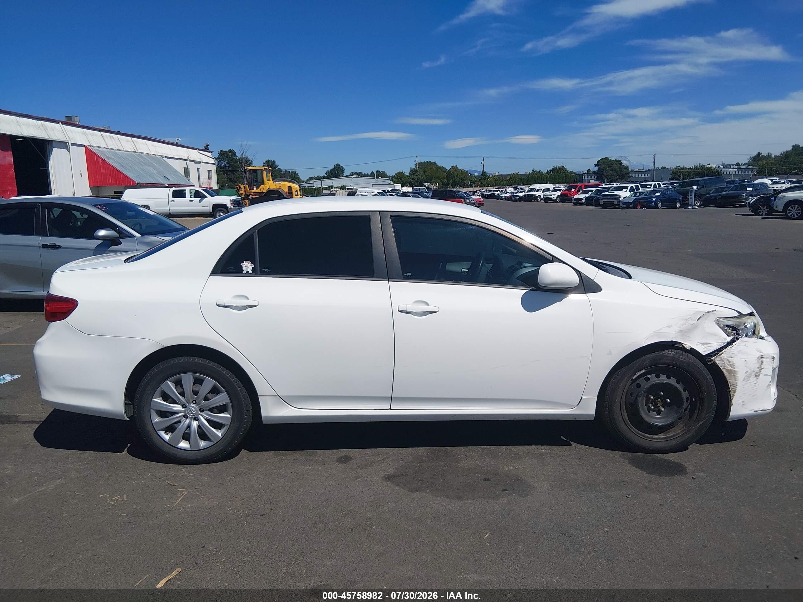 2012 Toyota Corolla Le White vin: 5YFBU4EE2CP046173