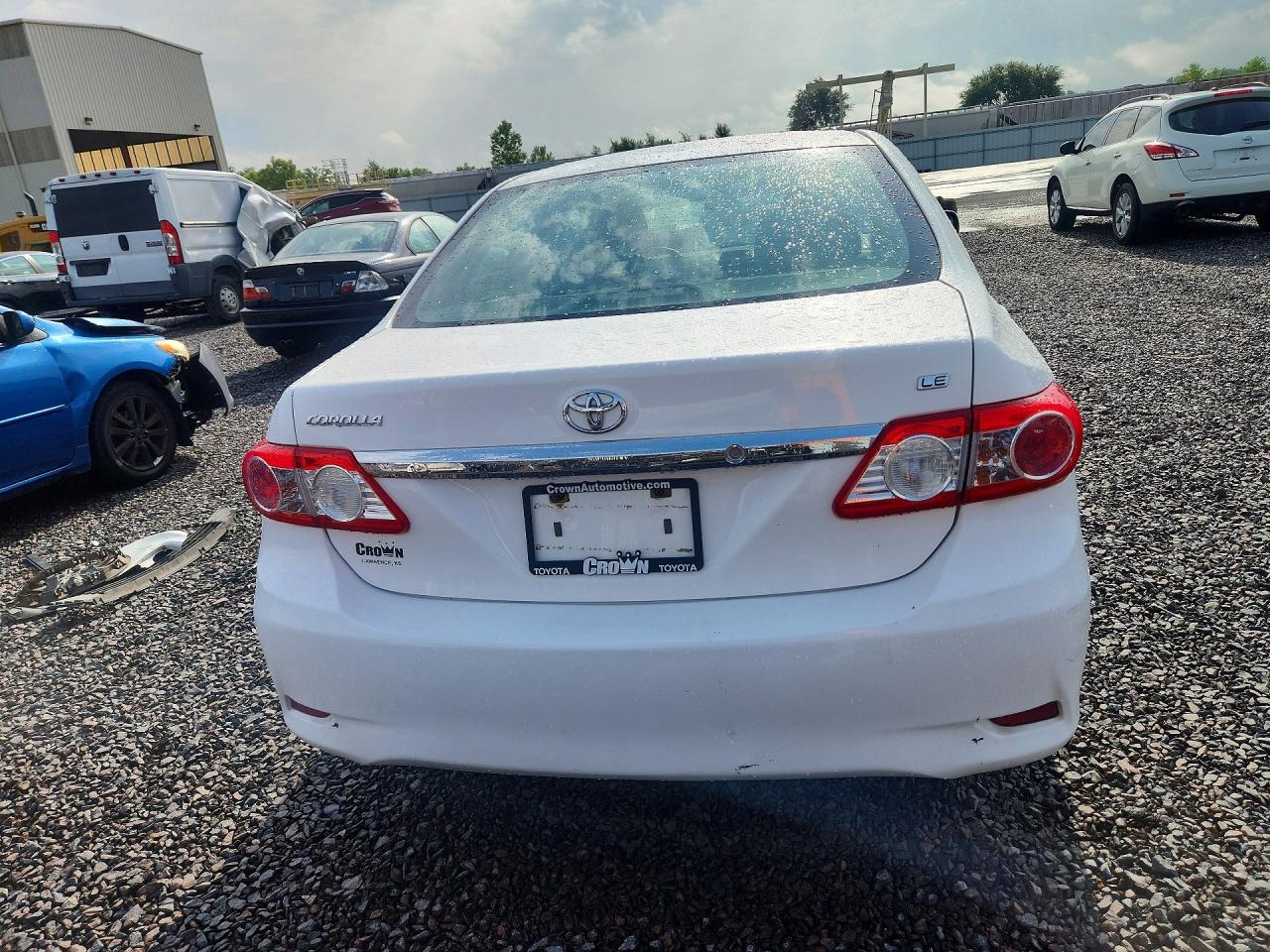 2012 Toyota Corolla Le White vin: 5YFBU4EE2CP066777