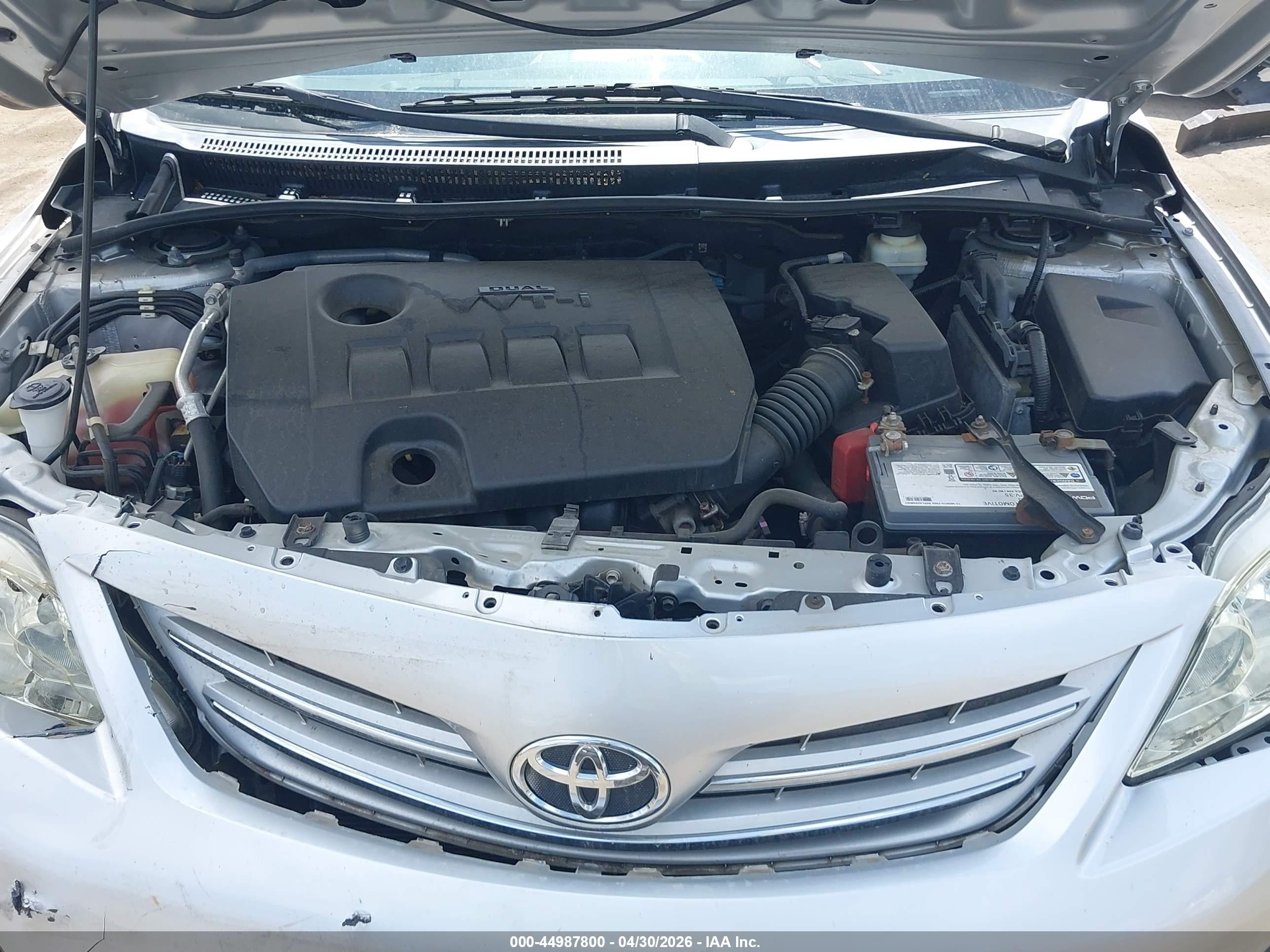 2013 Toyota Corolla Le Silver vin: 5YFBU4EE2DP084441