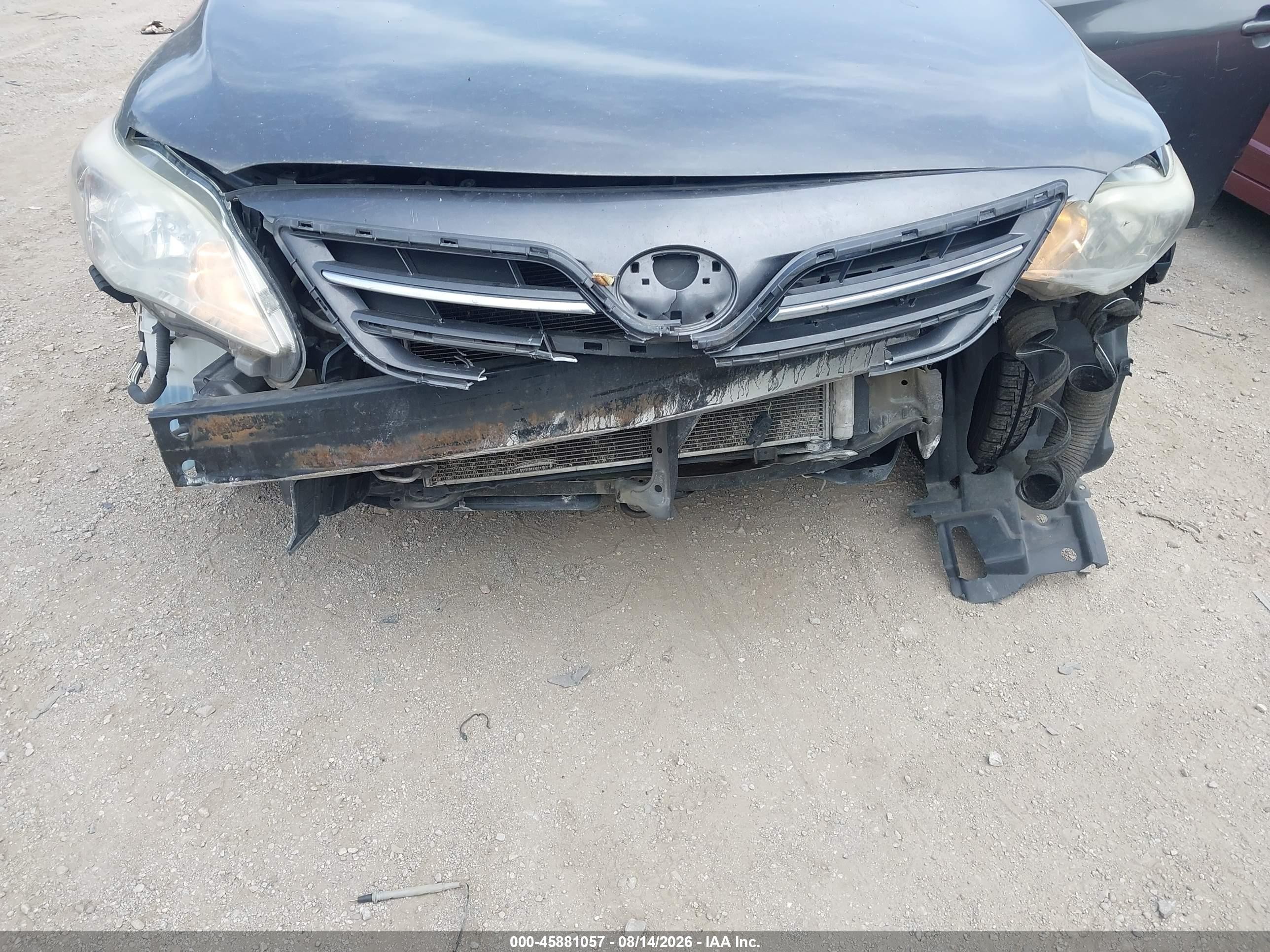 2013 Toyota Corolla Le Gray vin: 5YFBU4EE2DP084858