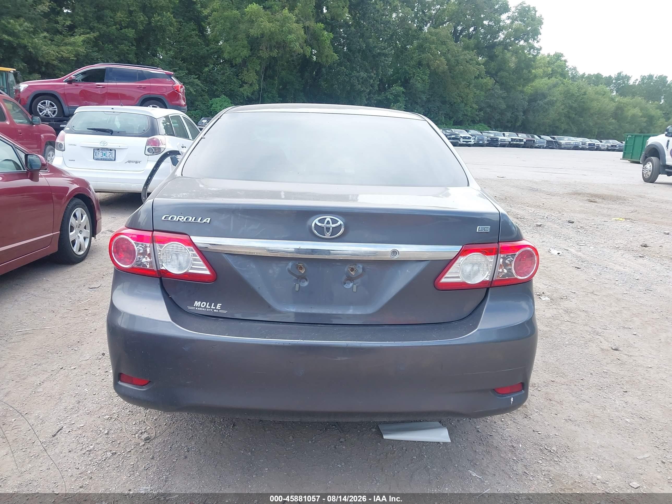 2013 Toyota Corolla Le Gray vin: 5YFBU4EE2DP084858