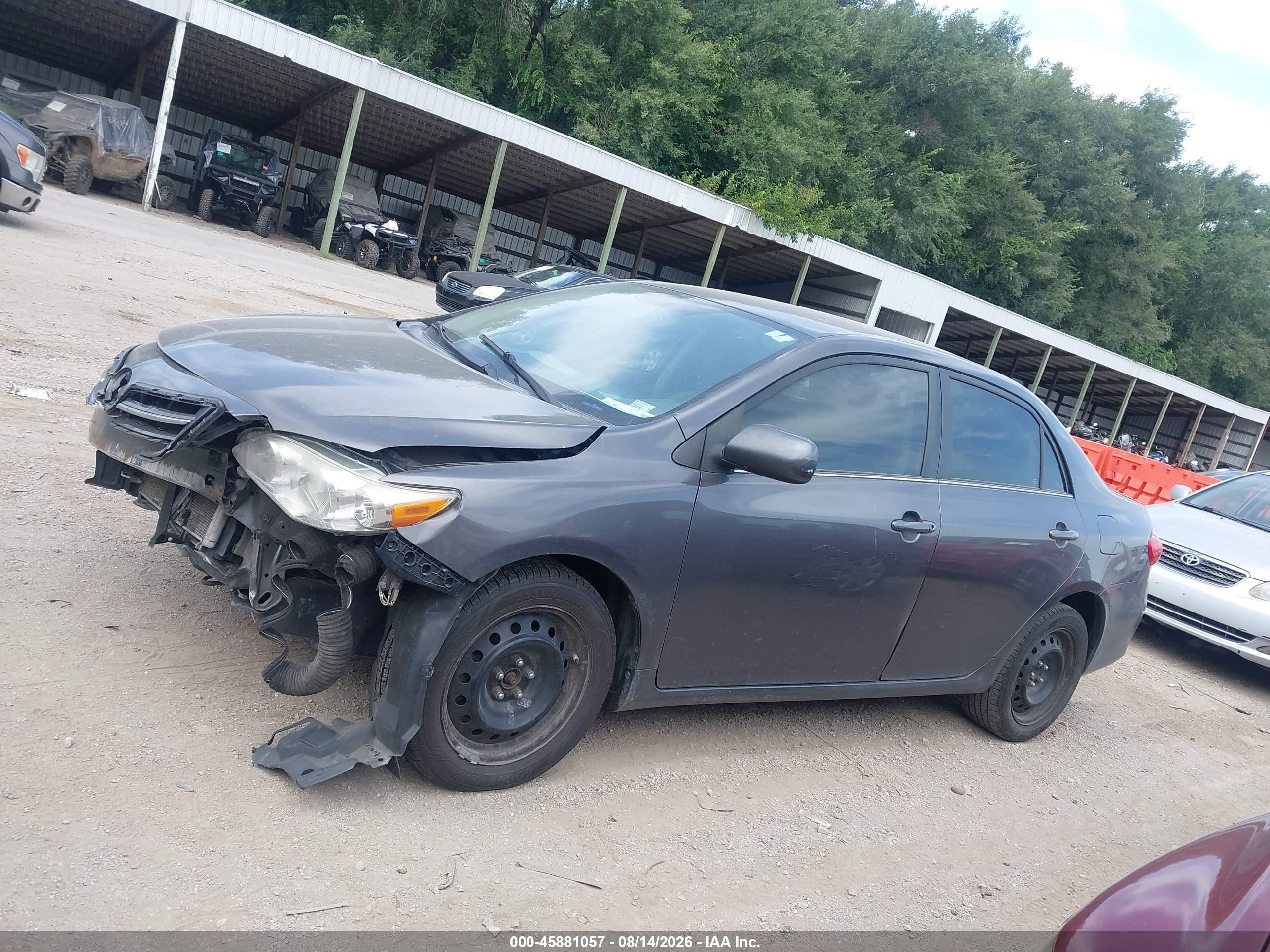 2013 Toyota Corolla Le Gray vin: 5YFBU4EE2DP084858