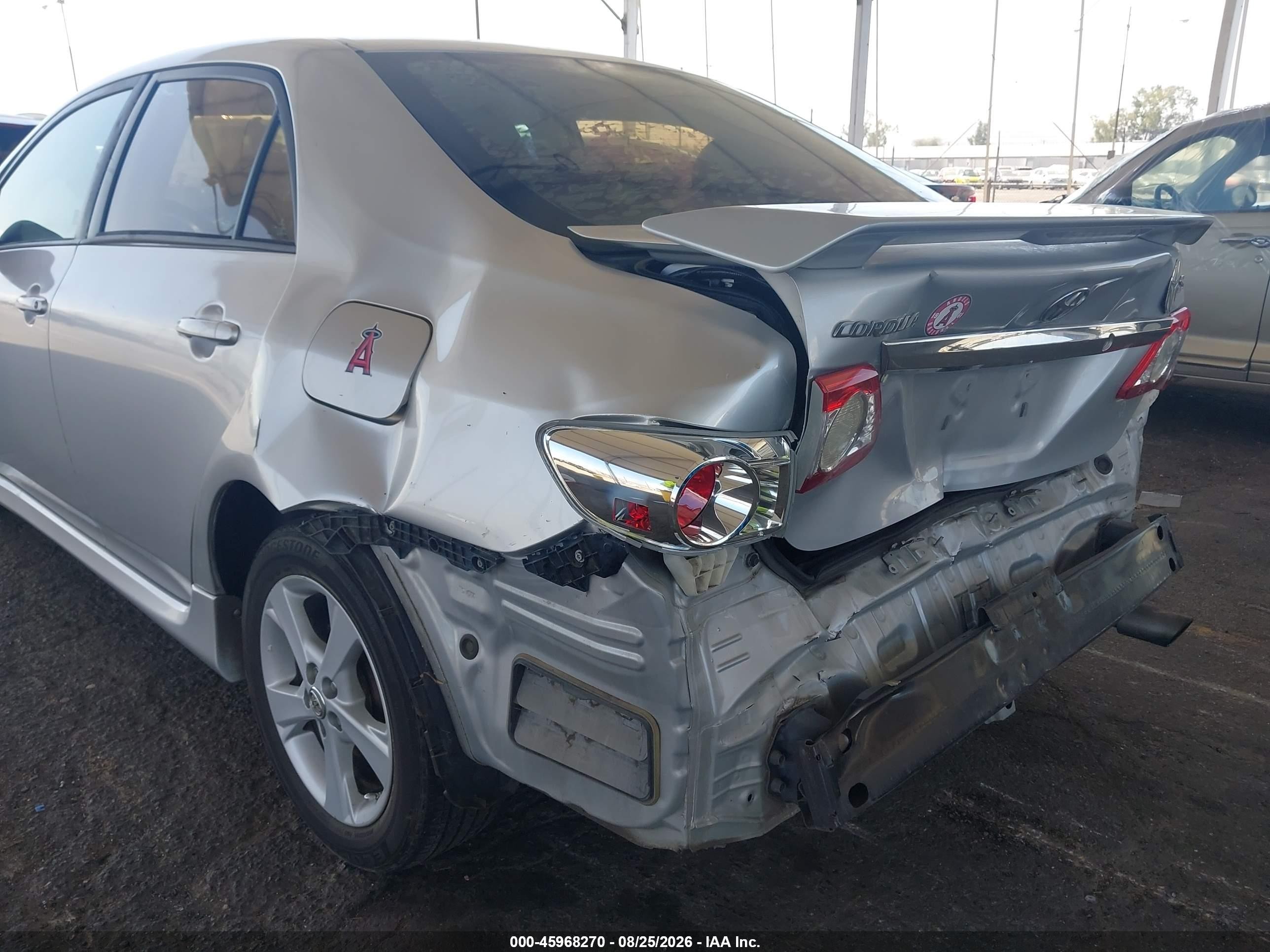2013 Toyota Corolla S Silver vin: 5YFBU4EE2DP090045