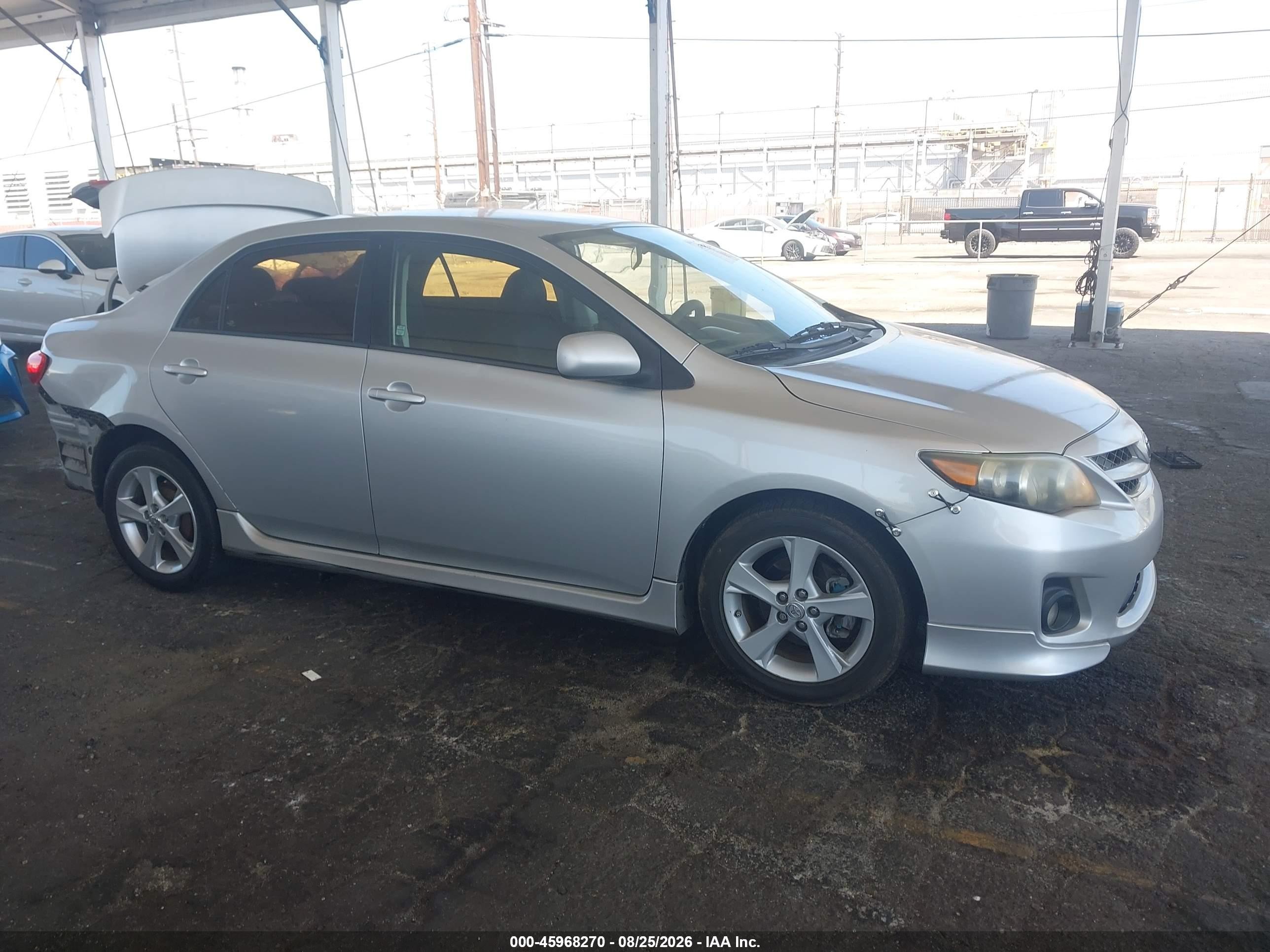2013 Toyota Corolla S Silver vin: 5YFBU4EE2DP090045