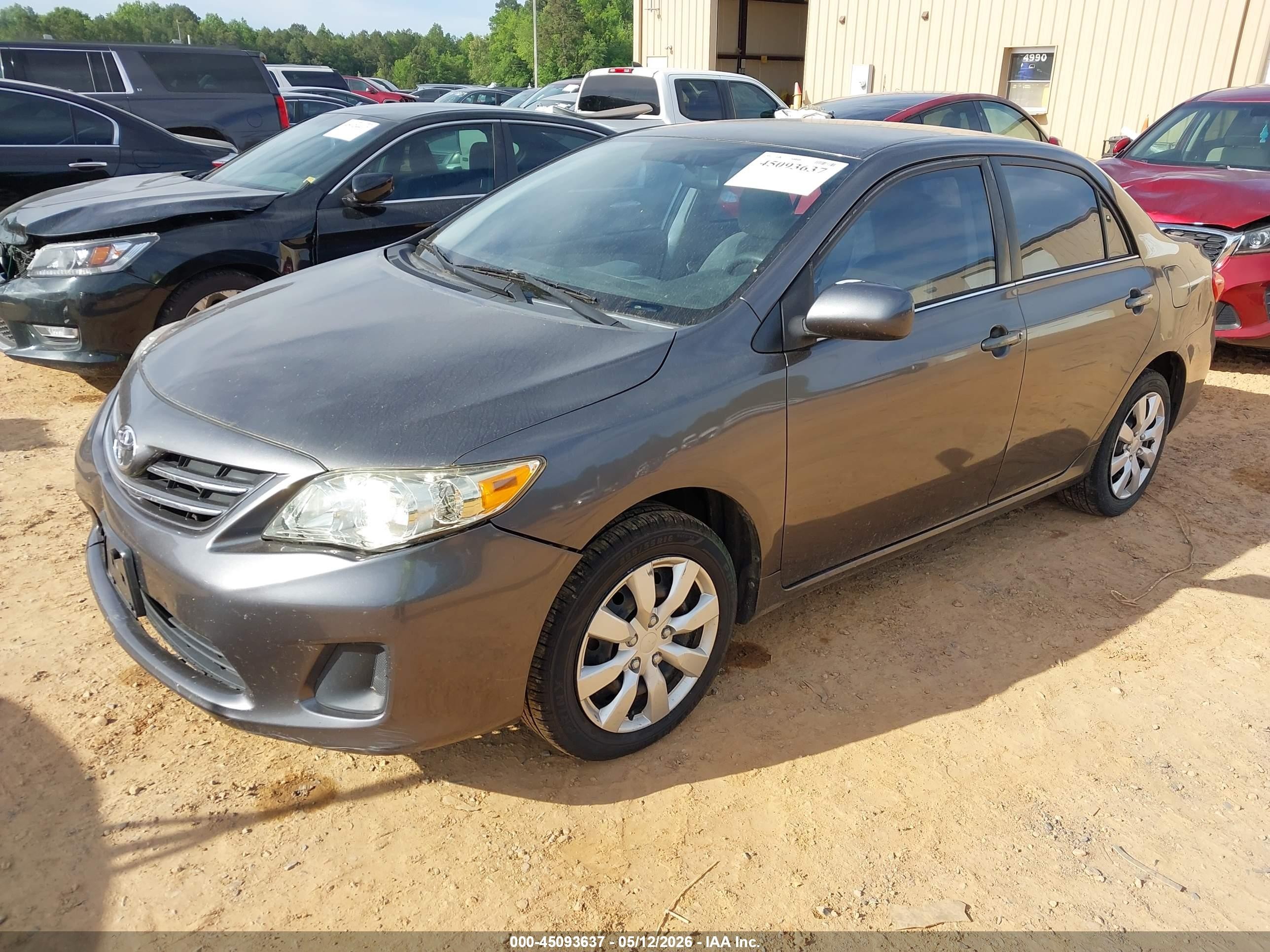 2013 Toyota Corolla Le Gray vin: 5YFBU4EE2DP094659