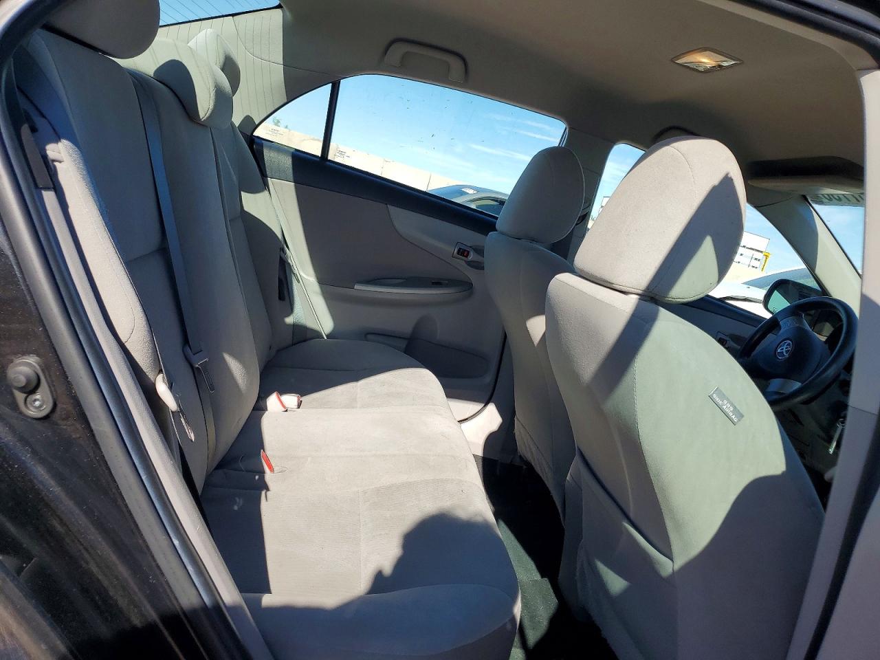2013 Toyota Corolla Le Черный vin: 5YFBU4EE2DP102310