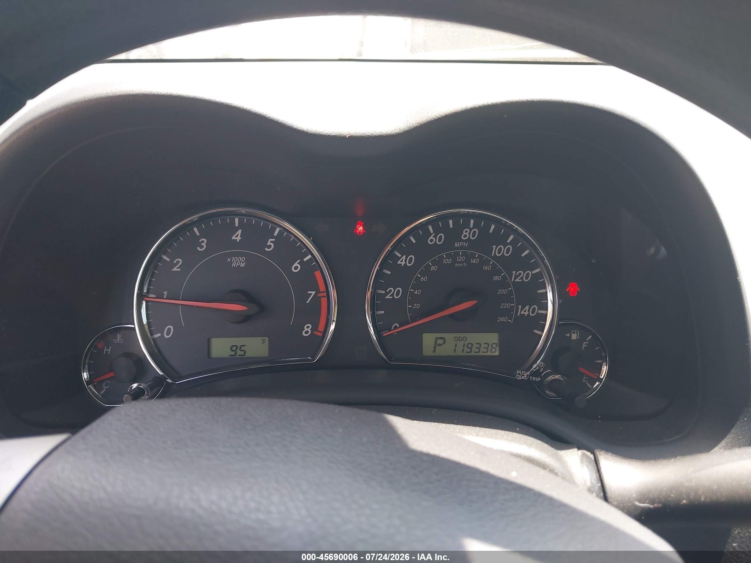 2013 Toyota Corolla S Красный vin: 5YFBU4EE2DP103599