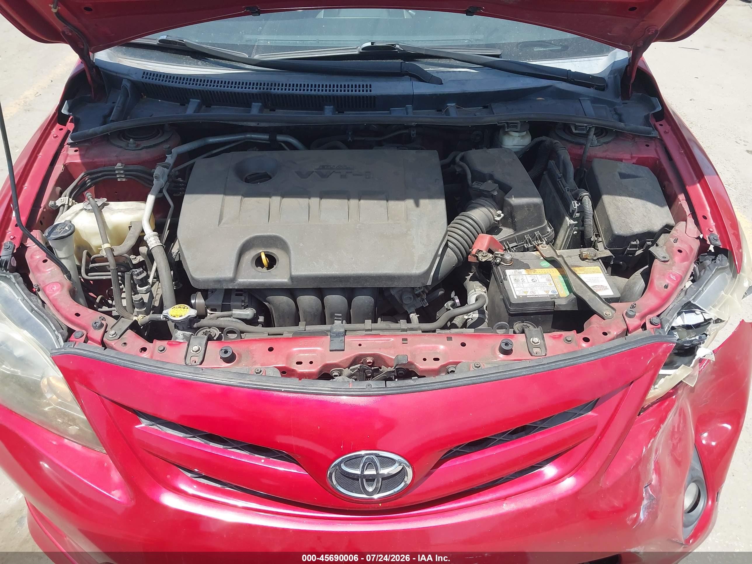 2013 Toyota Corolla S Красный vin: 5YFBU4EE2DP103599