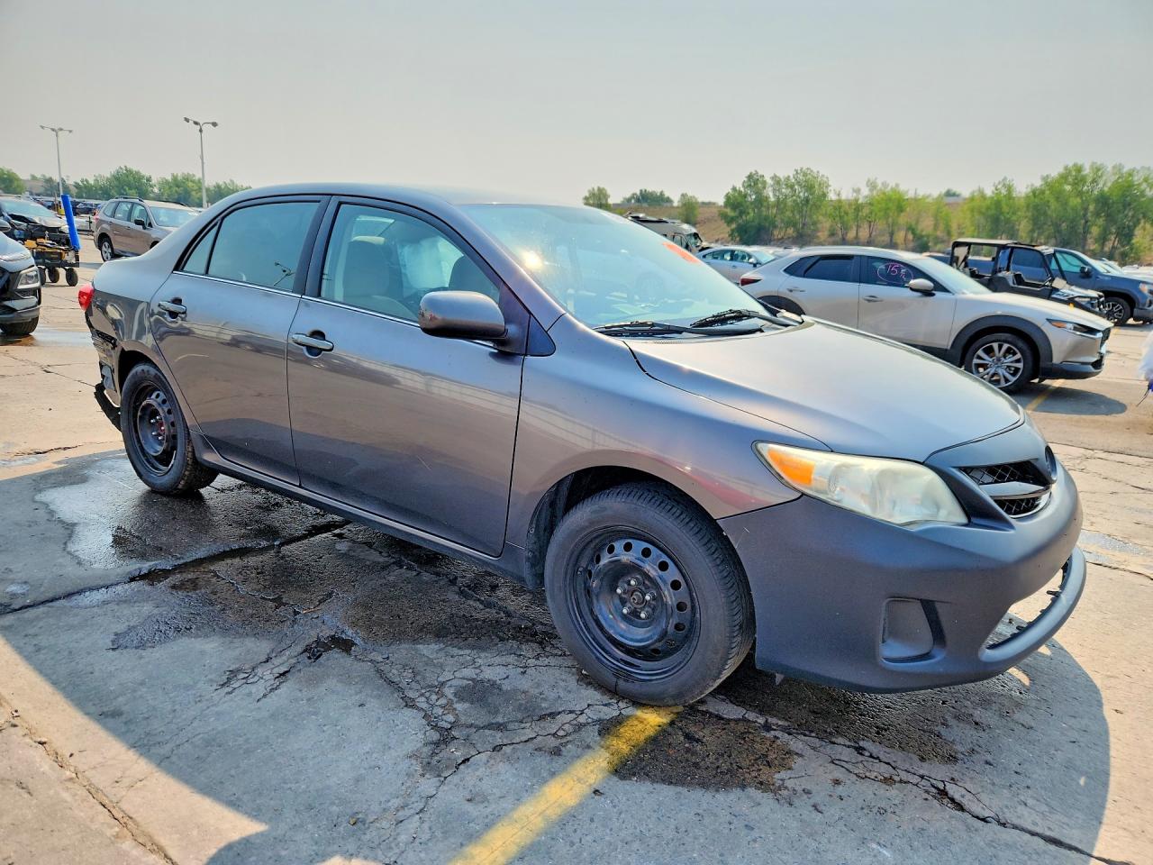 2013 Toyota Corolla Le Серый vin: 5YFBU4EE2DP110987