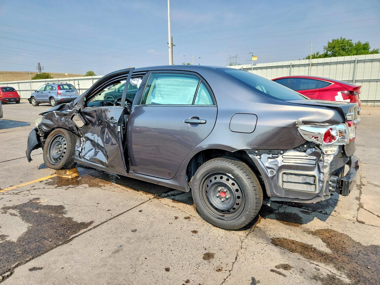 2013 Toyota Corolla Le Серый vin: 5YFBU4EE2DP110987
