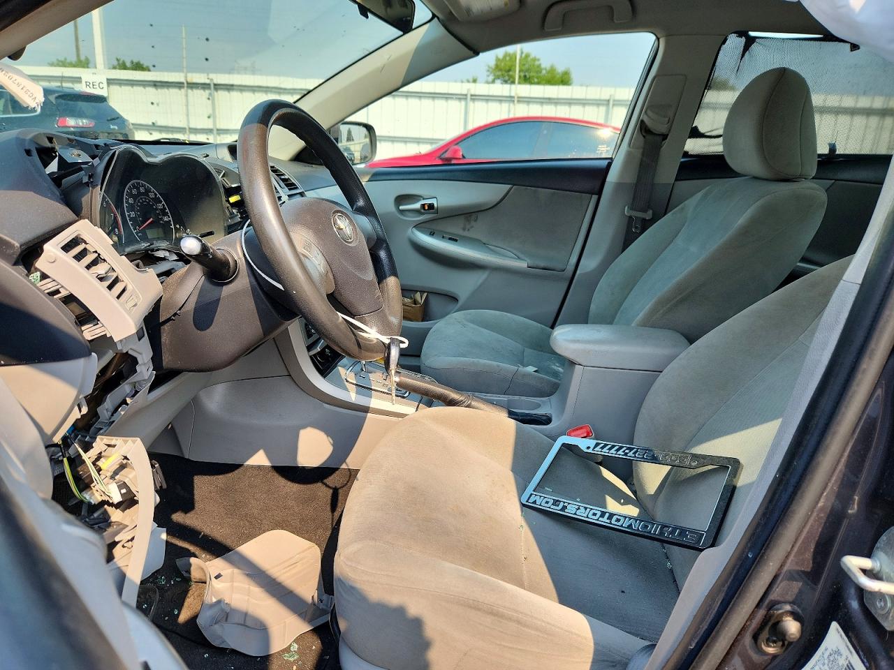 2013 Toyota Corolla Le Серый vin: 5YFBU4EE2DP110987