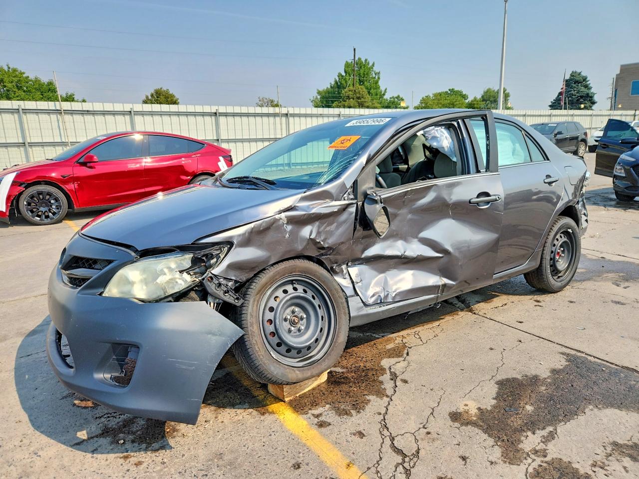 2013 Toyota Corolla Le Серый vin: 5YFBU4EE2DP110987