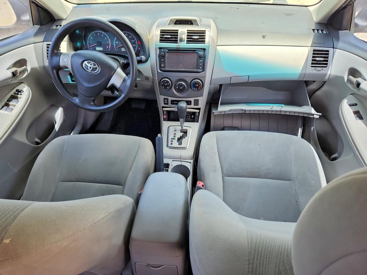 2013 Toyota Corolla Серый vin: 5YFBU4EE2DP115042