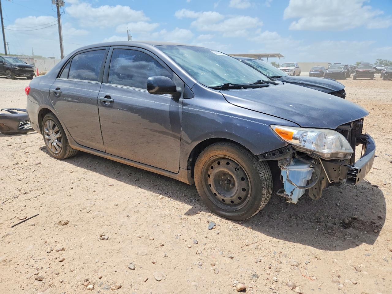2013 Toyota Corolla Серый vin: 5YFBU4EE2DP115042