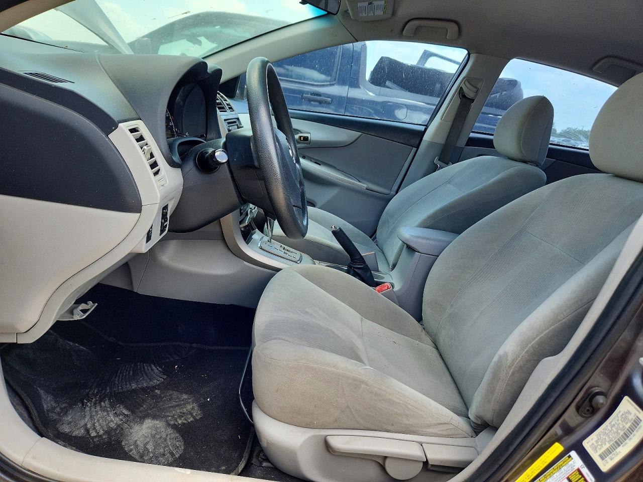 2013 Toyota Corolla Серый vin: 5YFBU4EE2DP115042