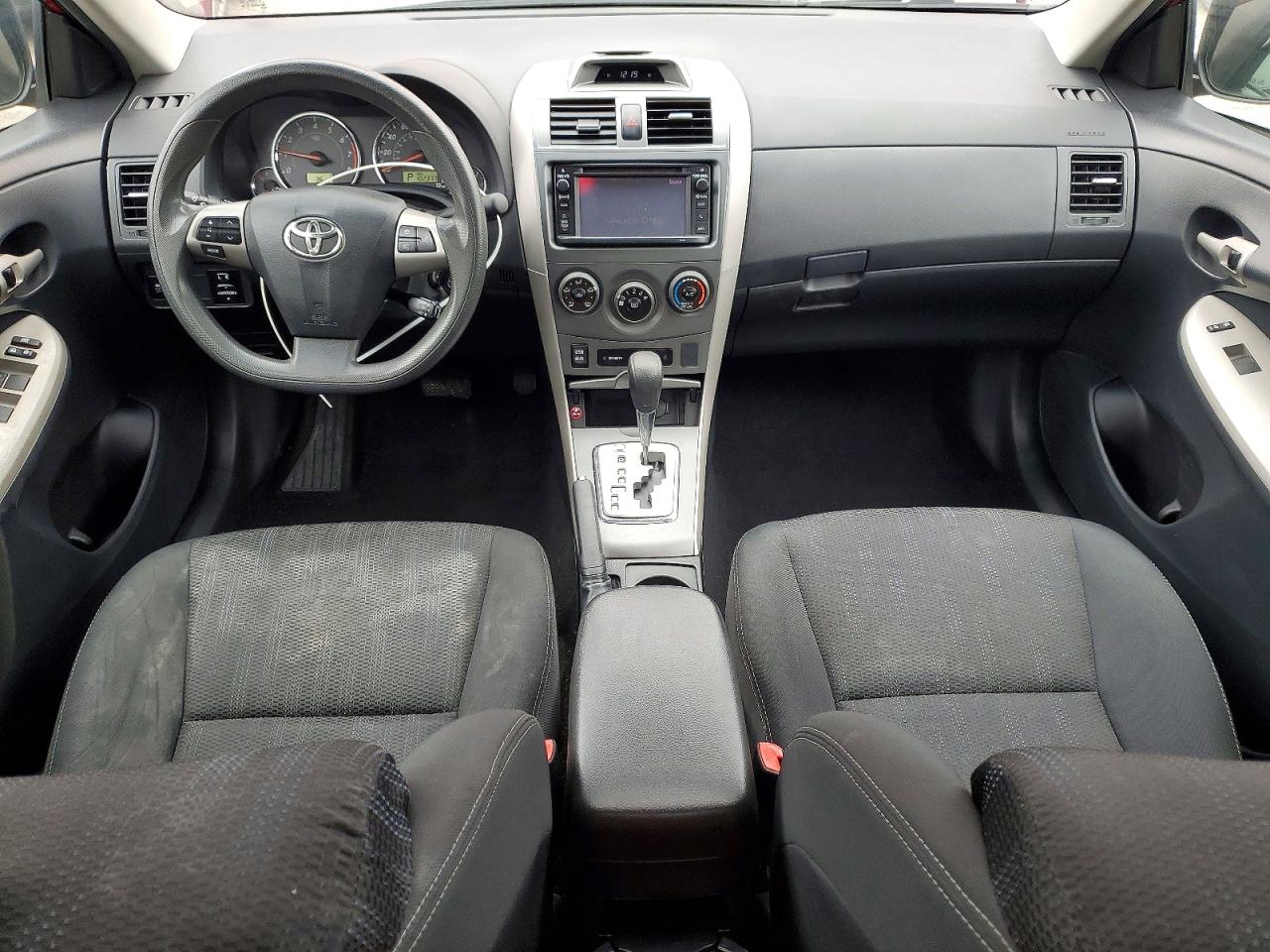2013 Toyota Corolla S Красный vin: 5YFBU4EE2DP126672