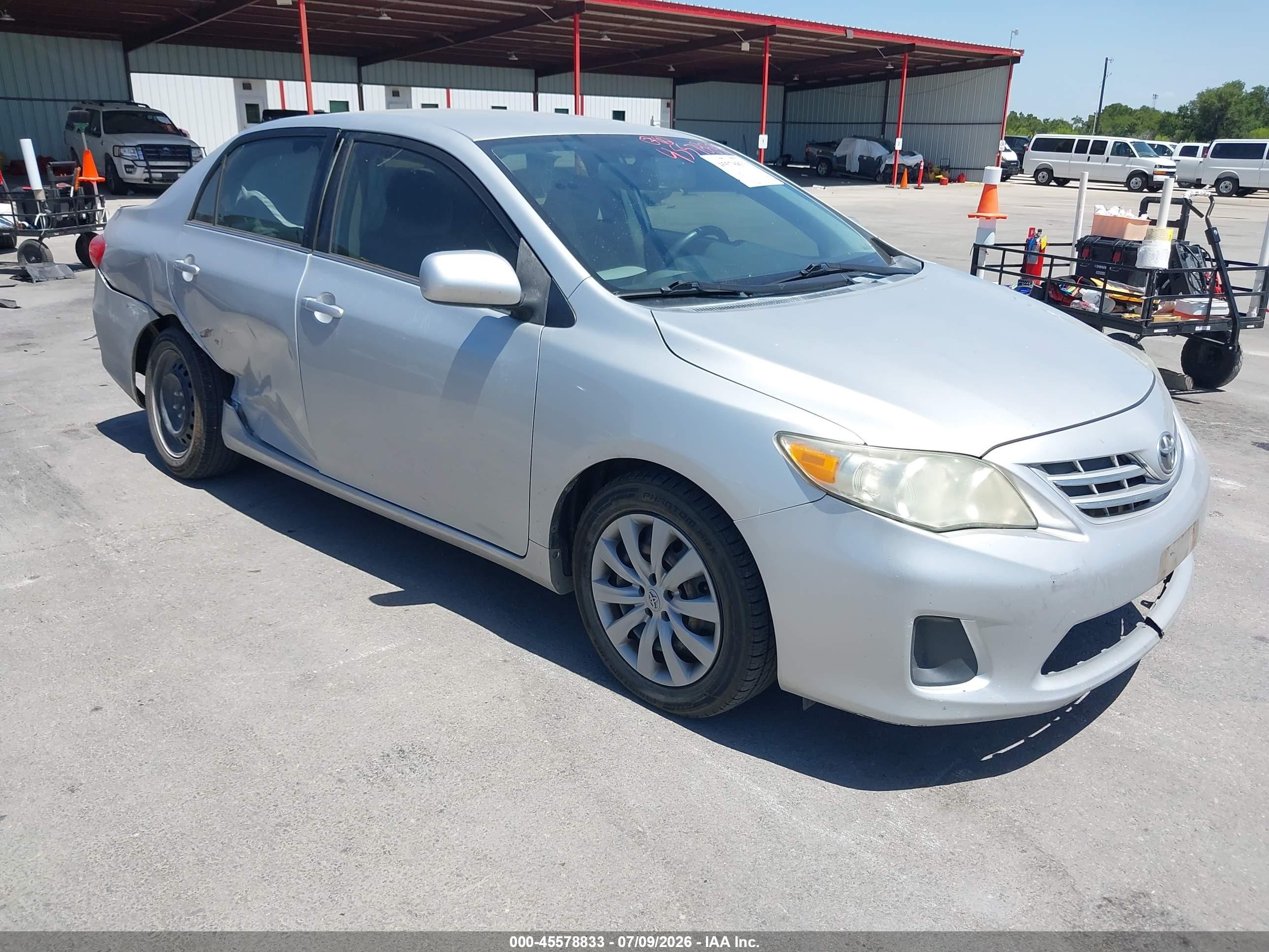 2013 Toyota Corolla Le Silver vin: 5YFBU4EE2DP126798