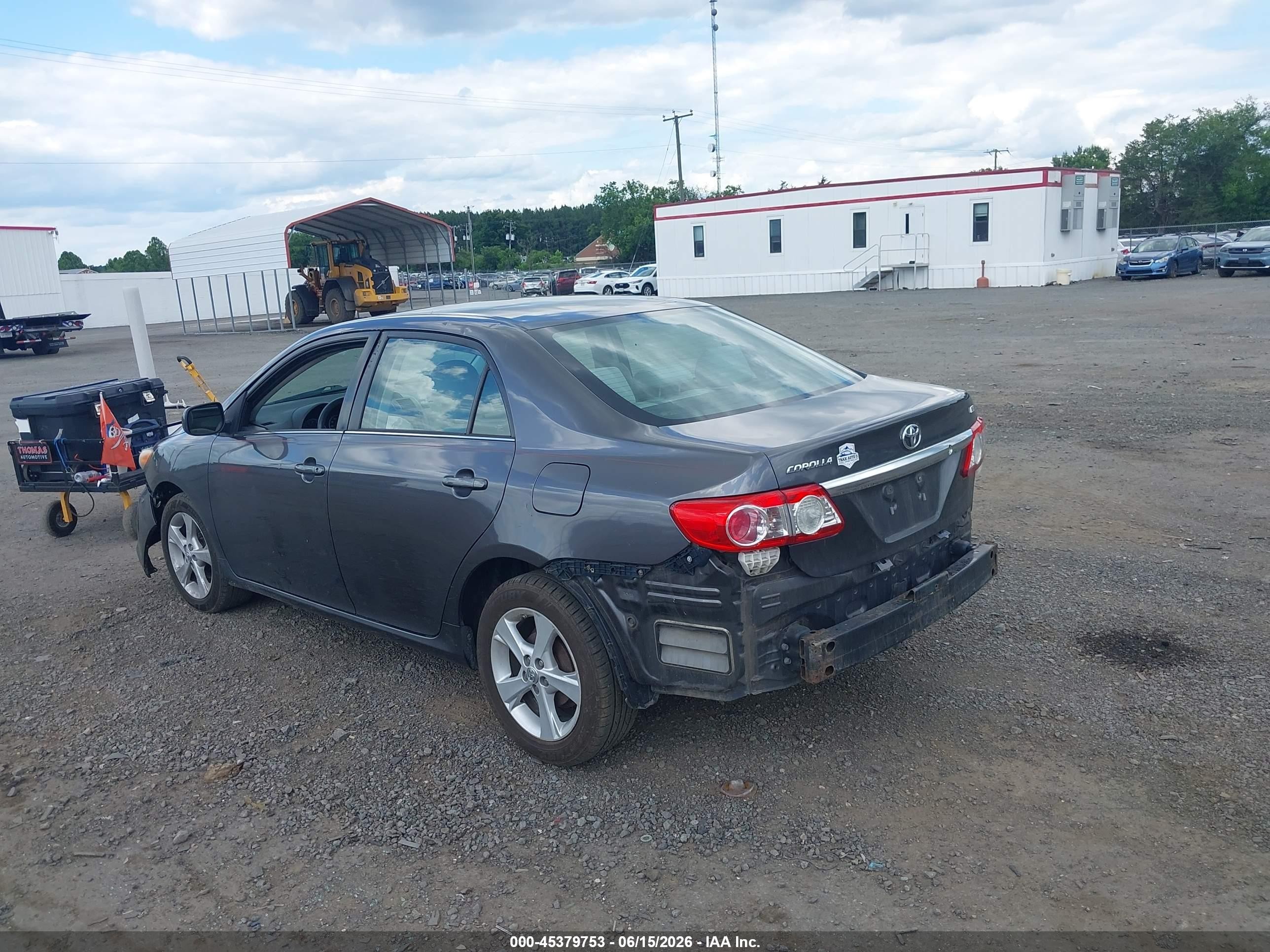 2013 Toyota Corolla Le Серый vin: 5YFBU4EE2DP129815
