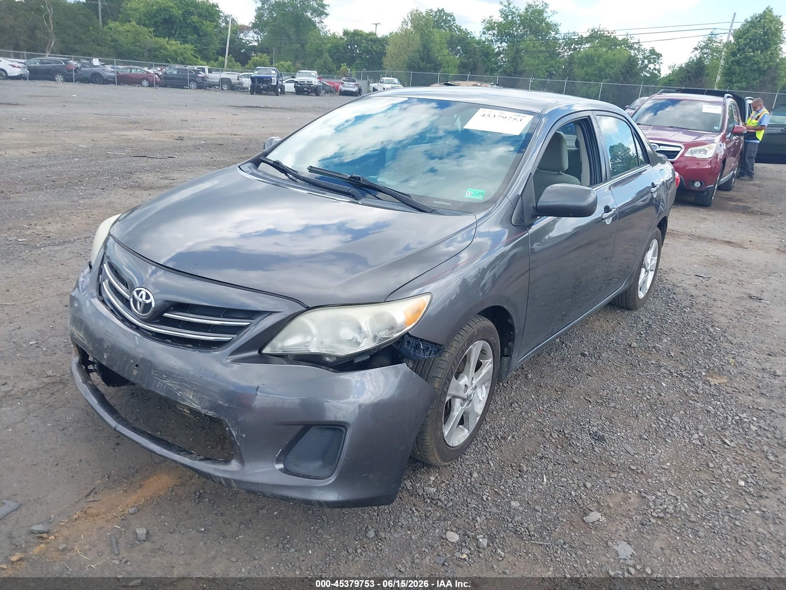 2013 Toyota Corolla Le Серый vin: 5YFBU4EE2DP129815
