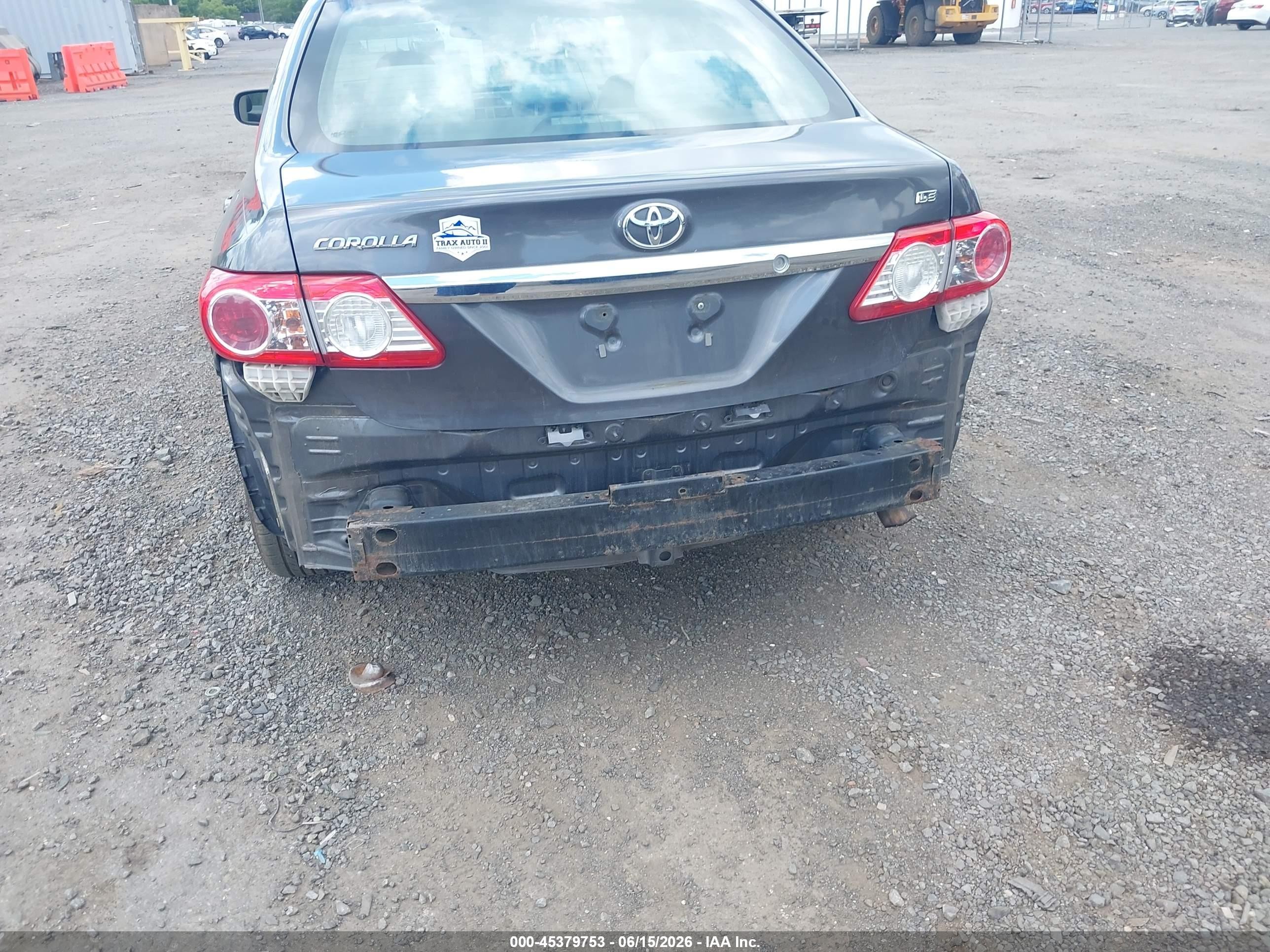2013 Toyota Corolla Le Серый vin: 5YFBU4EE2DP129815