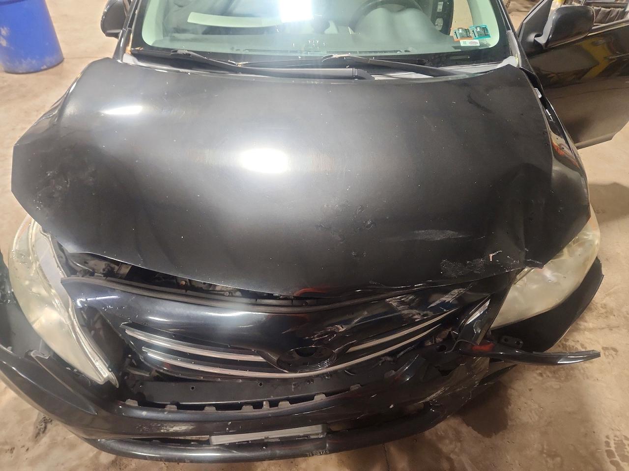 2013 Toyota Corolla Le Black vin: 5YFBU4EE2DP129846
