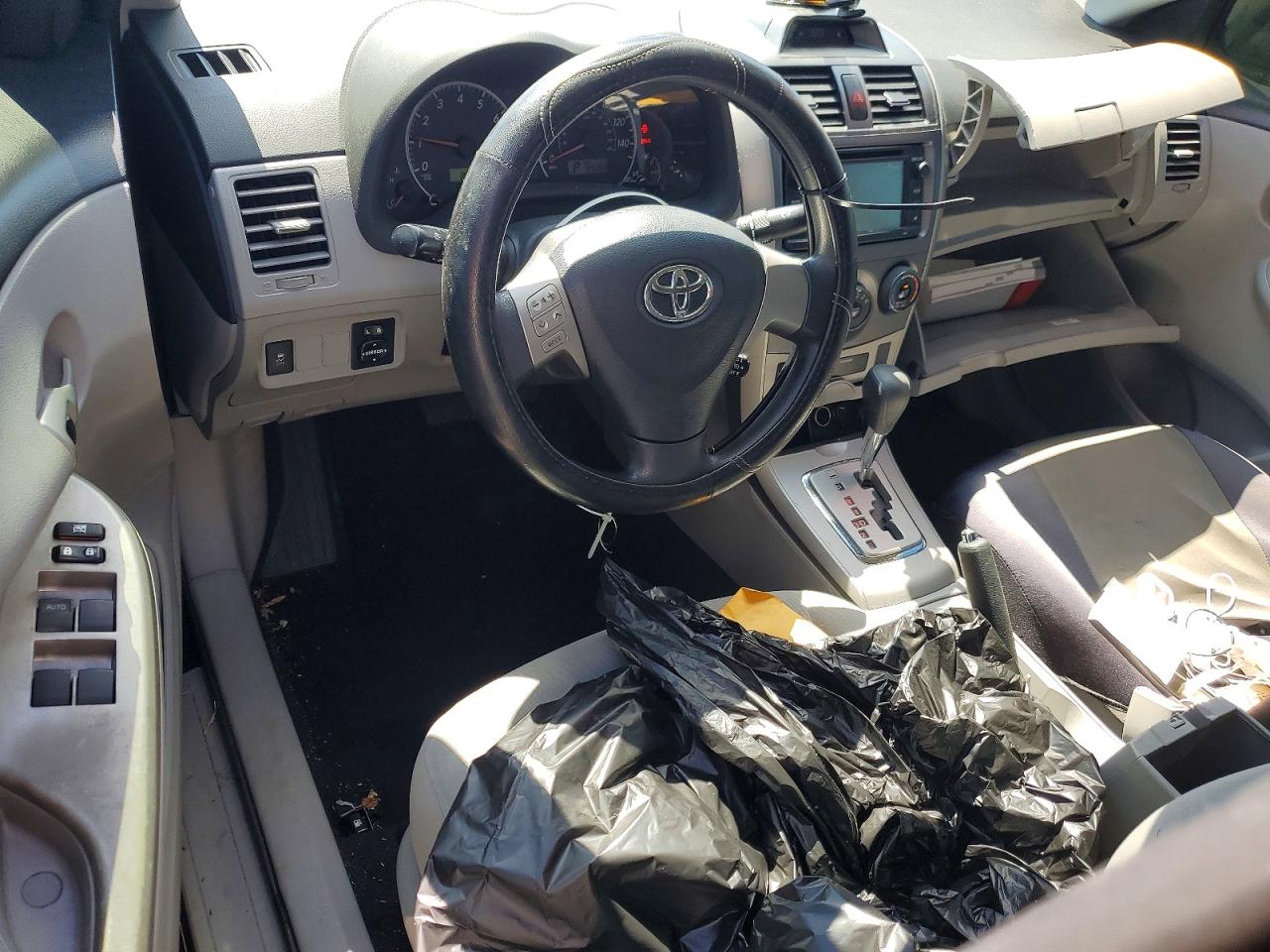 2013 Toyota Corolla Le Black vin: 5YFBU4EE2DP129846