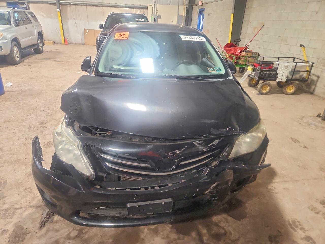 2013 Toyota Corolla Le Black vin: 5YFBU4EE2DP129846