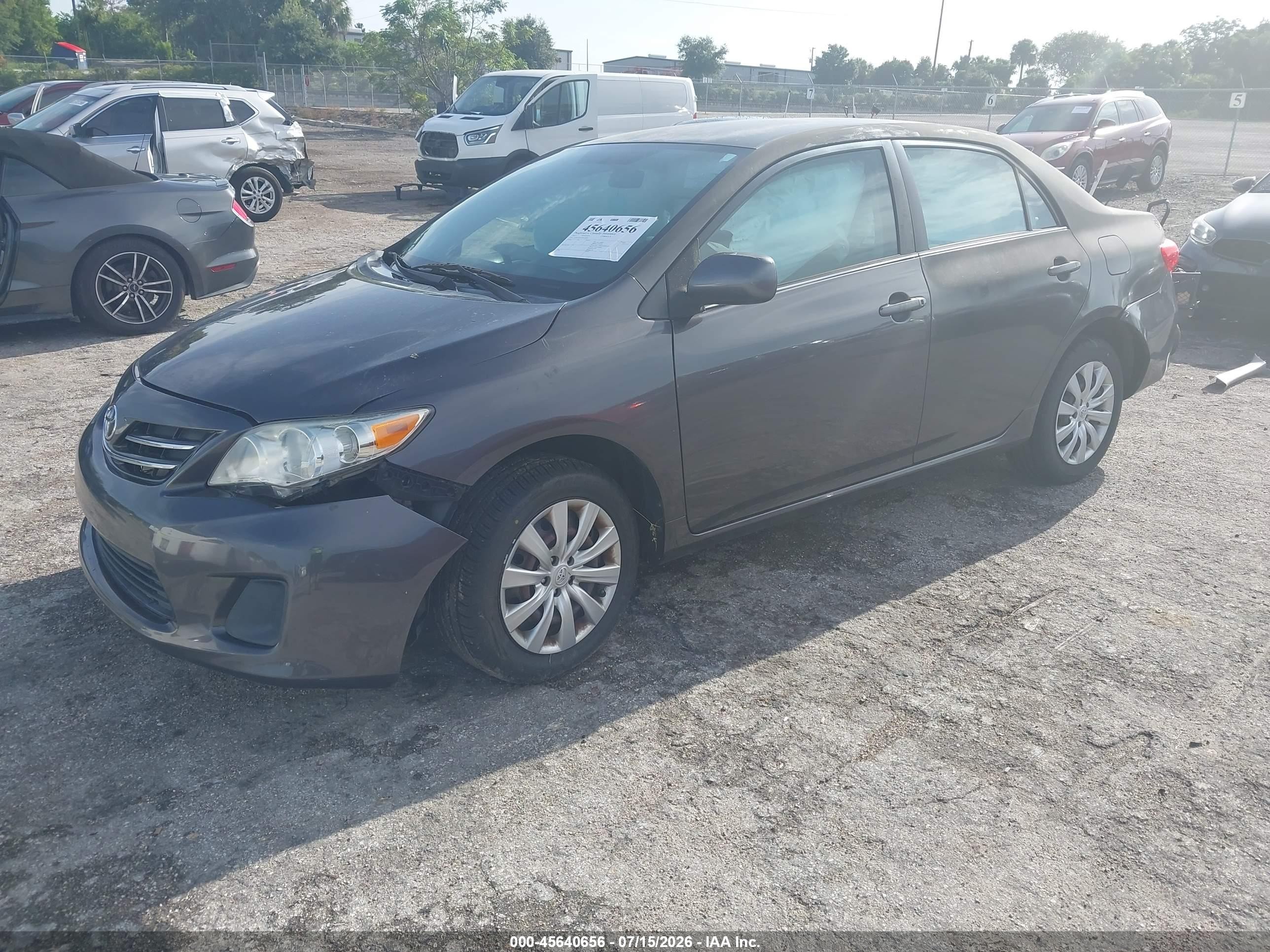 2013 Toyota Corolla Le Серый vin: 5YFBU4EE2DP130480