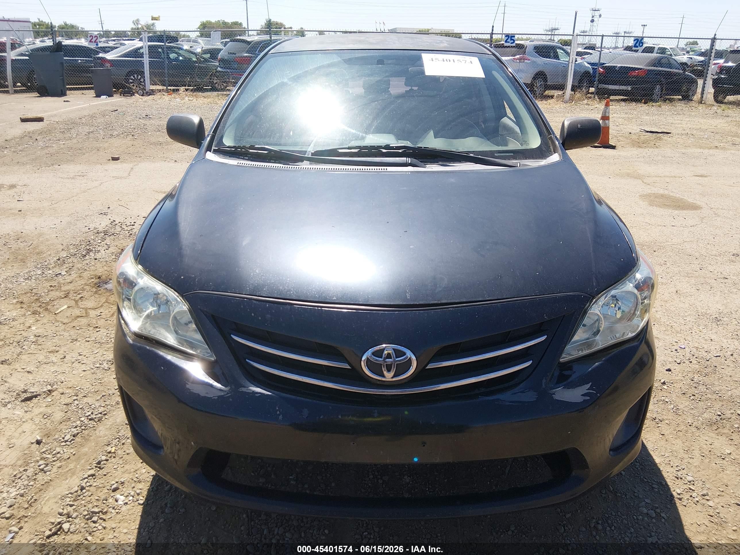 2013 Toyota Corolla Le Black vin: 5YFBU4EE2DP130642