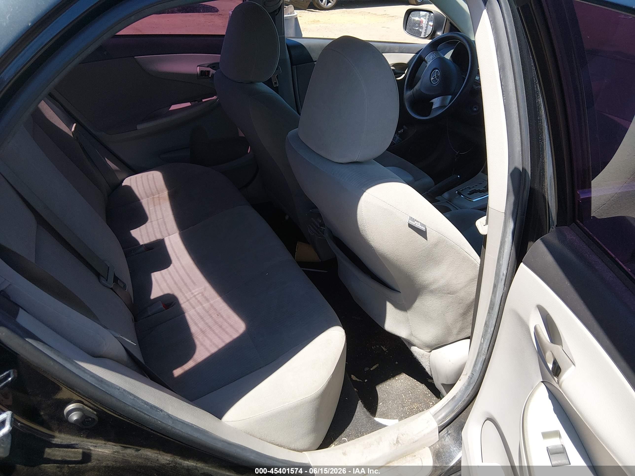 2013 Toyota Corolla Le Black vin: 5YFBU4EE2DP130642