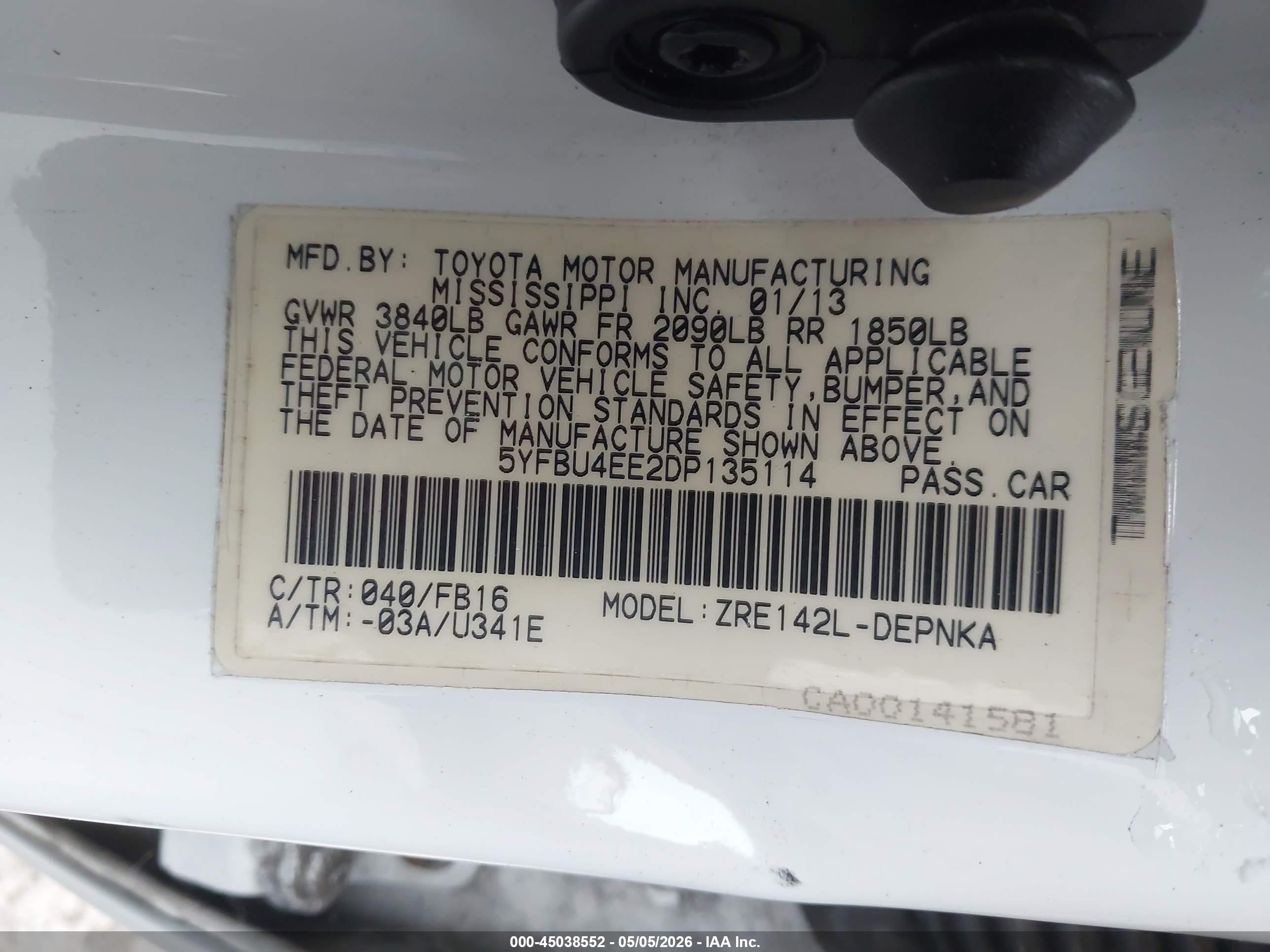 2013 Toyota Corolla Le White vin: 5YFBU4EE2DP135114