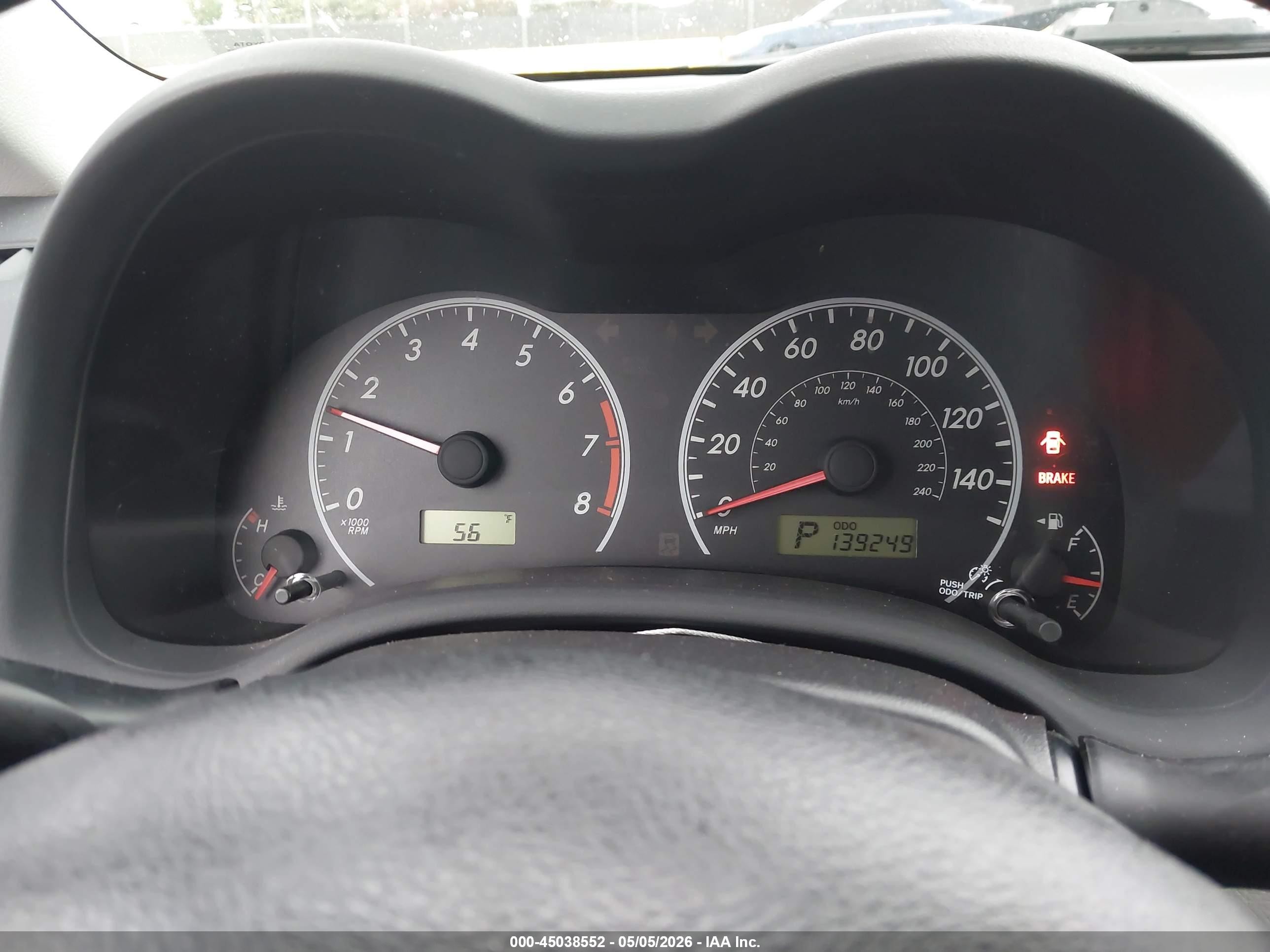 2013 Toyota Corolla Le White vin: 5YFBU4EE2DP135114